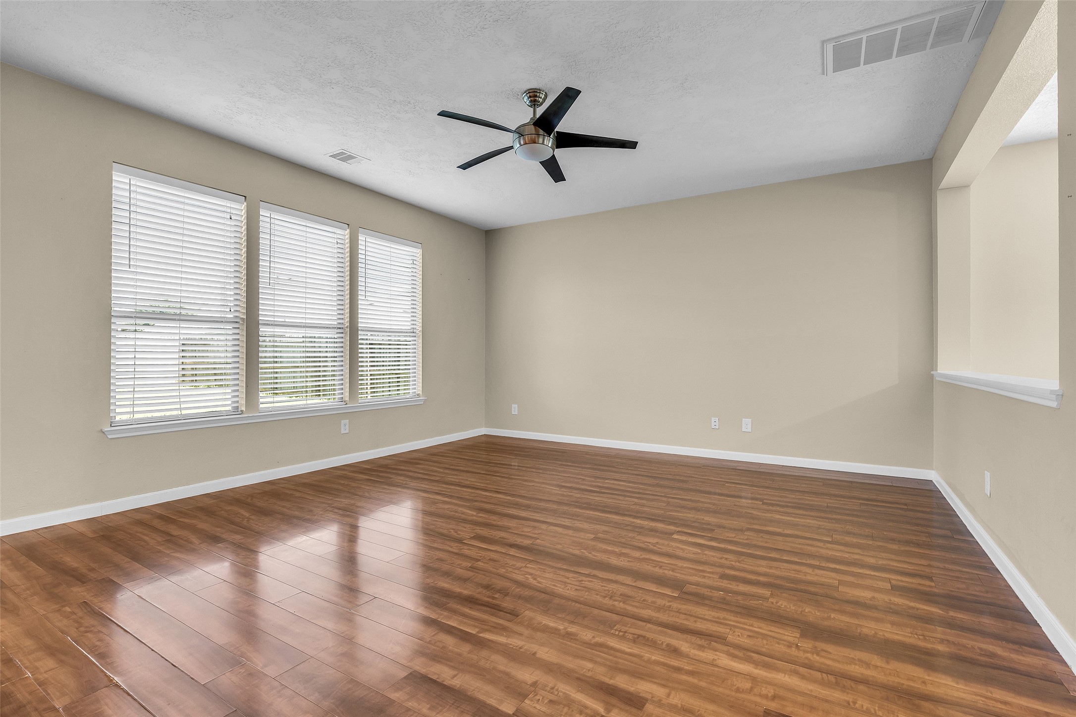 6719 Path Way Court Property Photo 11