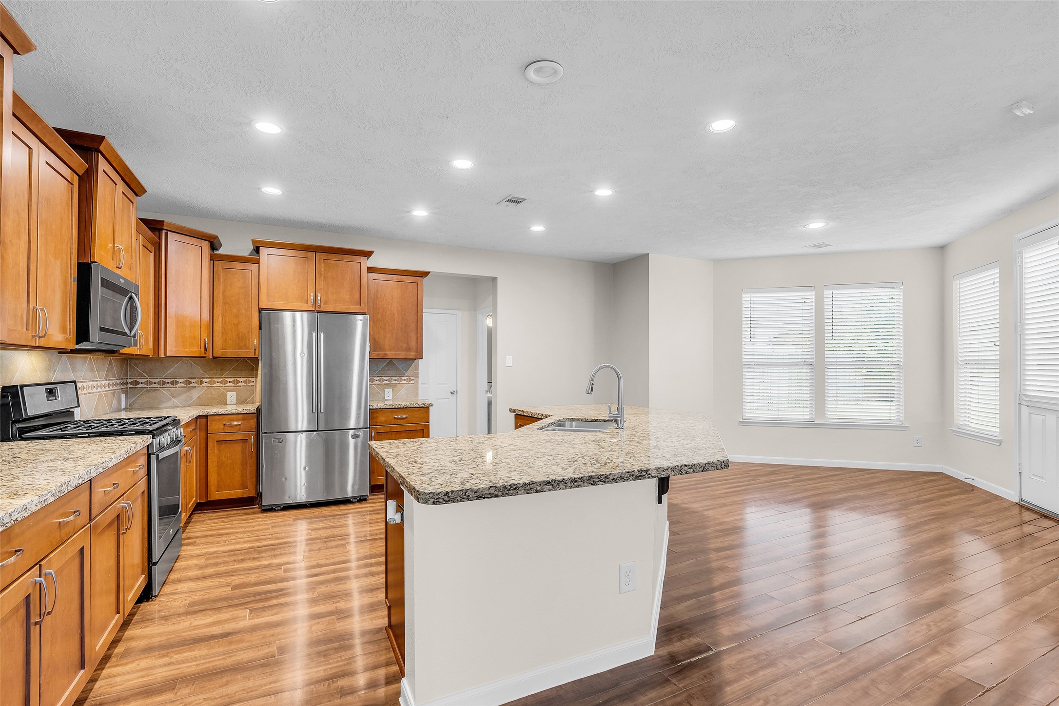 6719 Path Way Court Property Photo 18