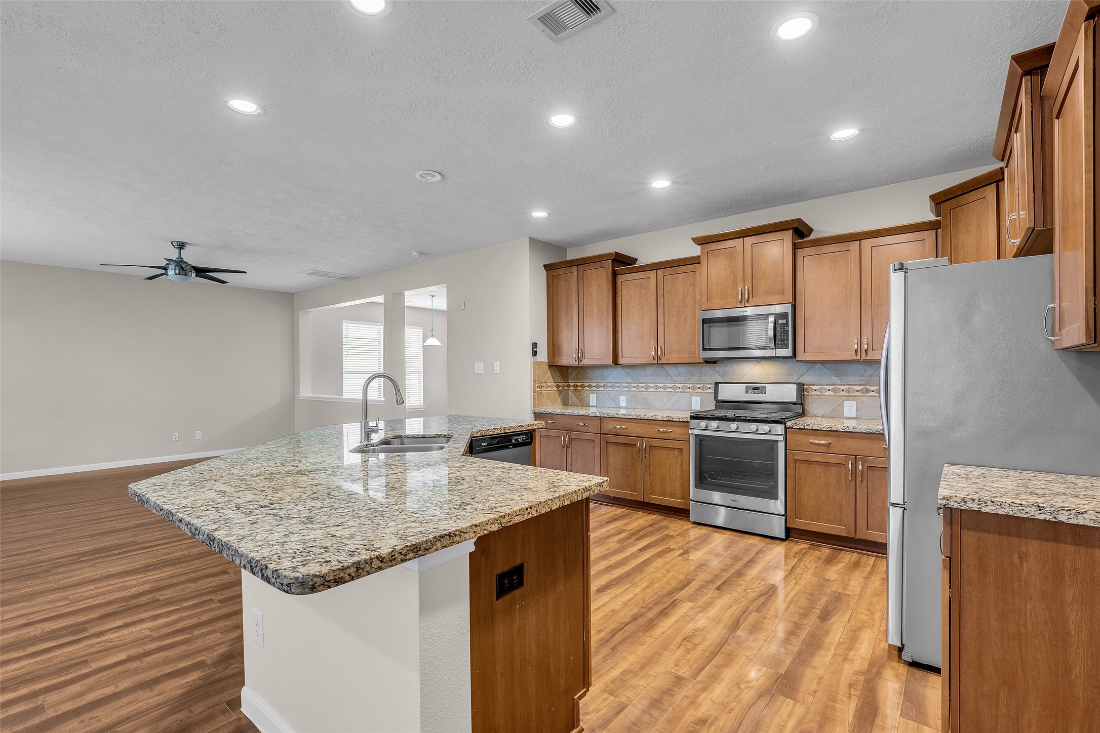 6719 Path Way Court Property Photo 21