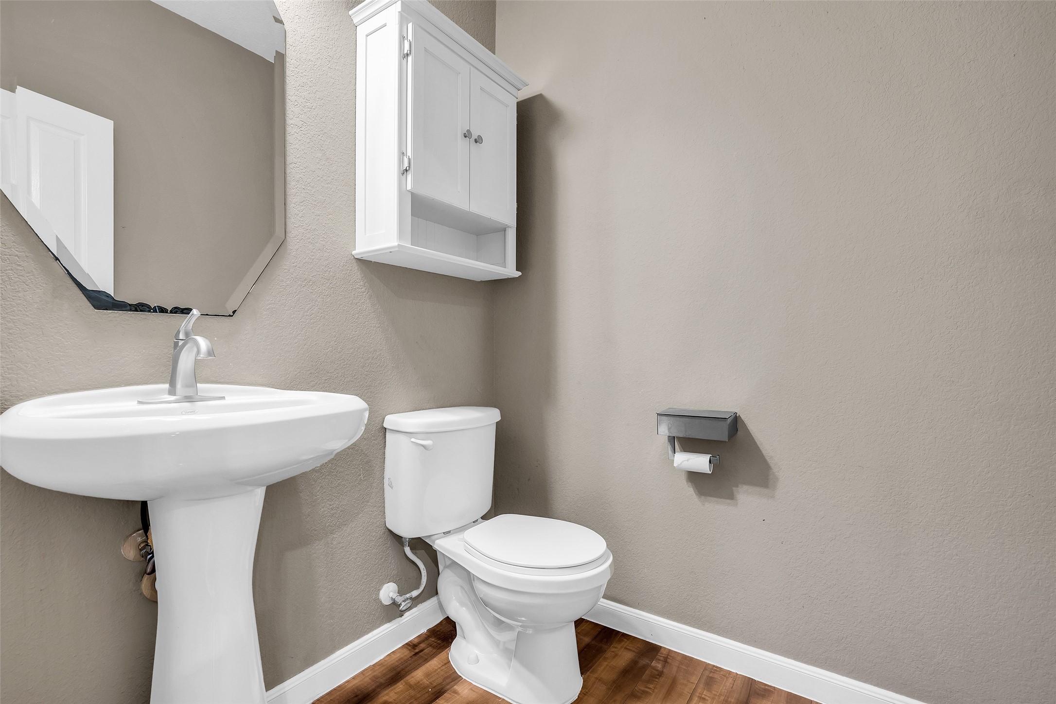 6719 Path Way Court Property Photo 26