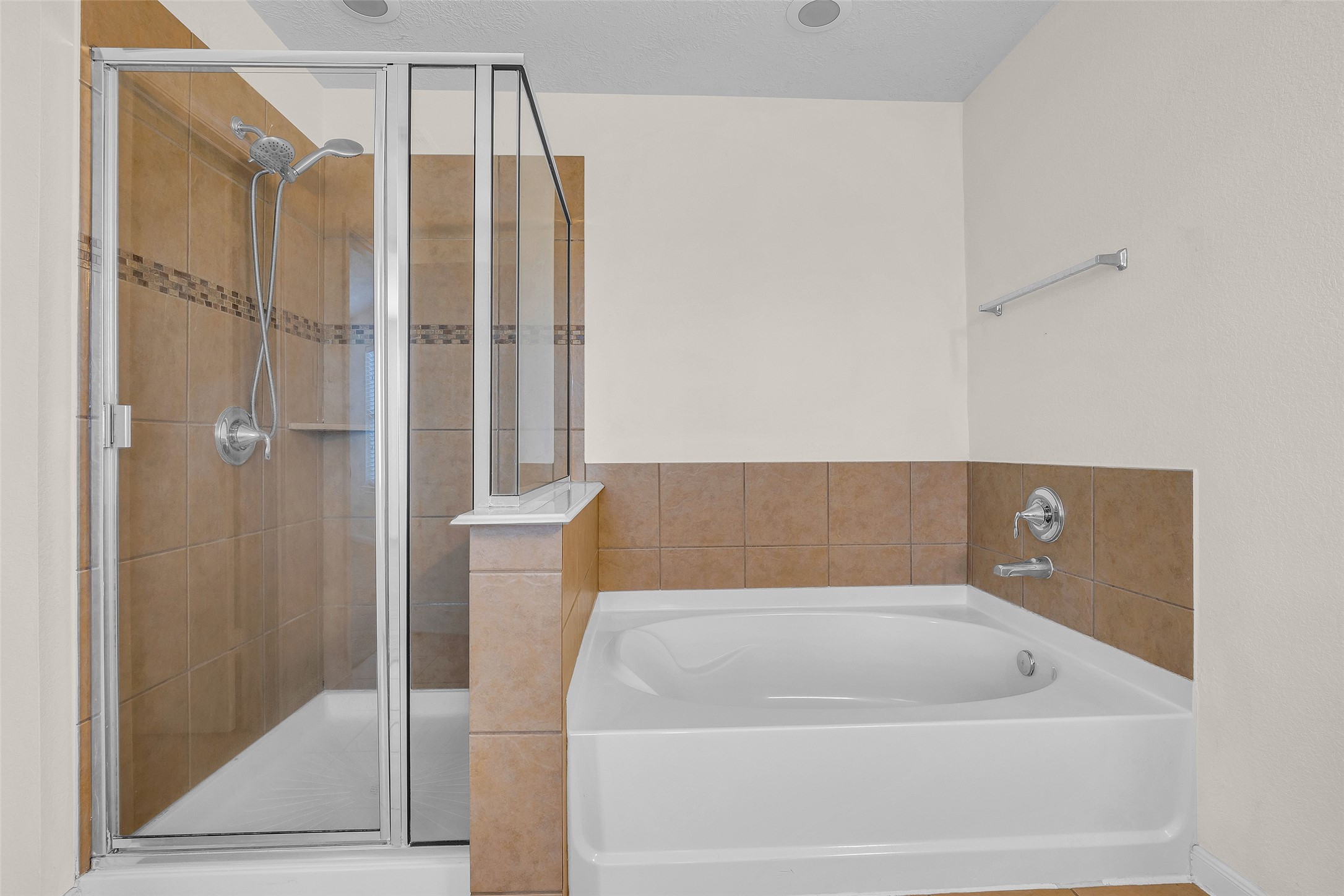 6719 Path Way Court Property Photo 35