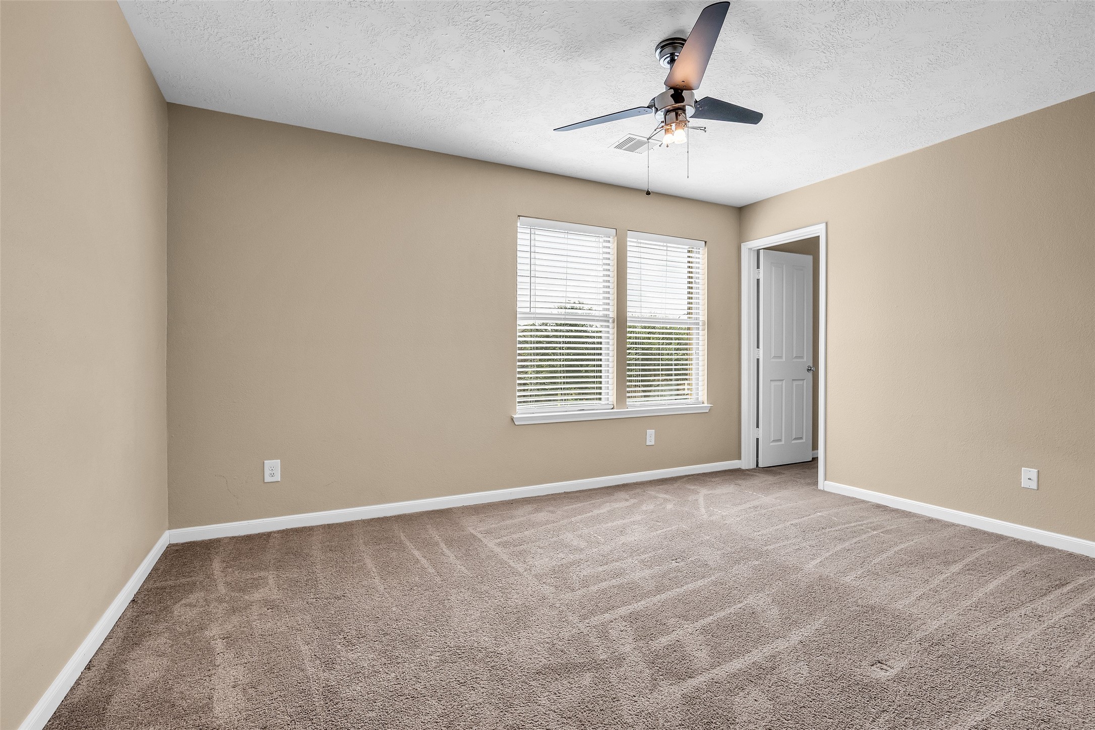 6719 Path Way Court Property Photo 39