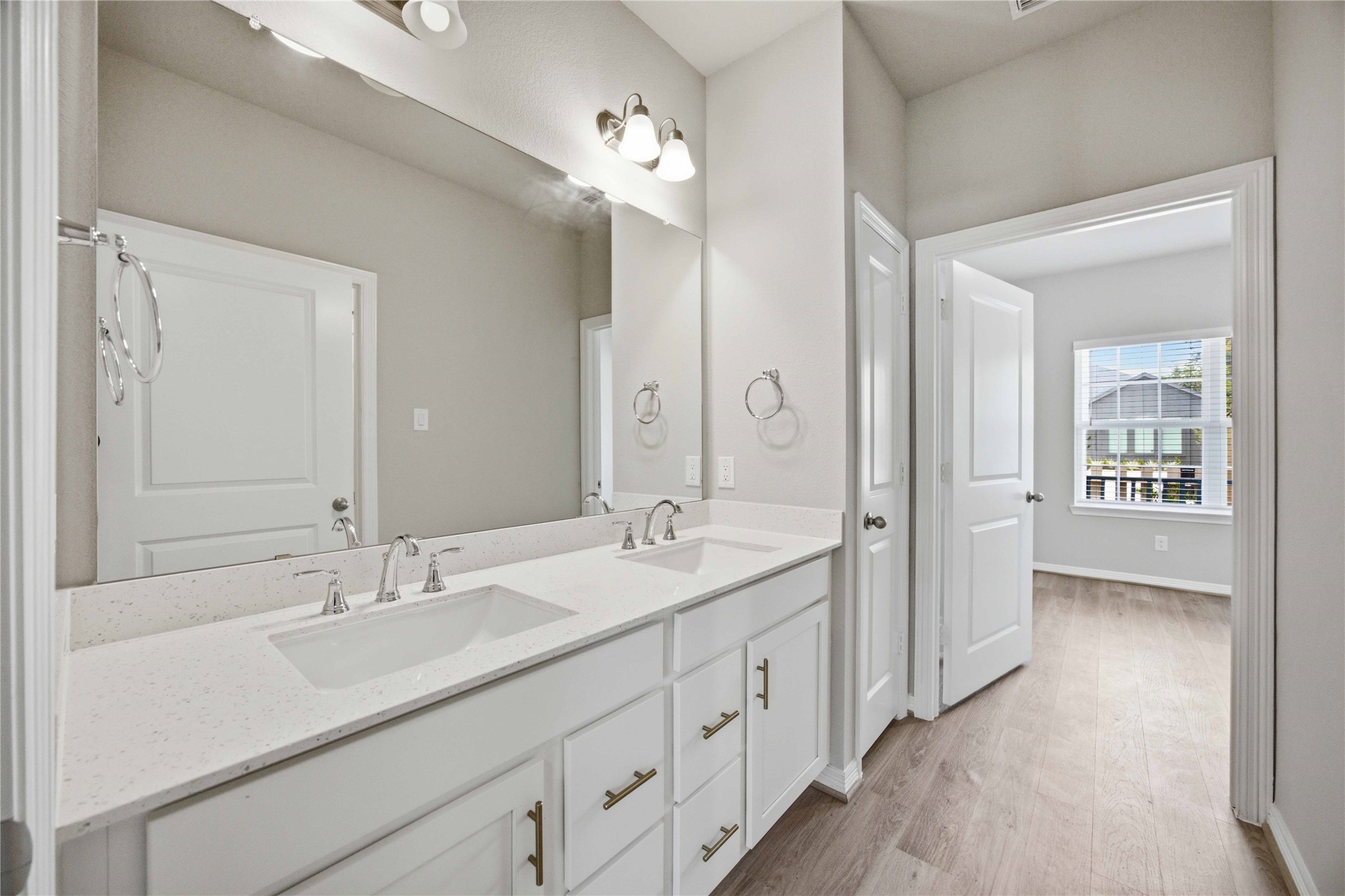 6423 Paris Street Property Photo 18