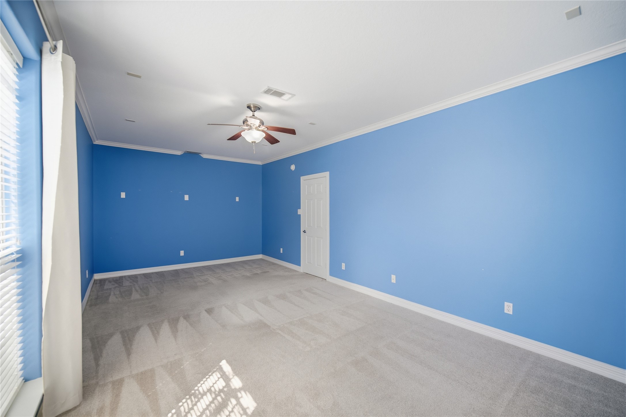 1316 Cleburne Street B Property Photo 4