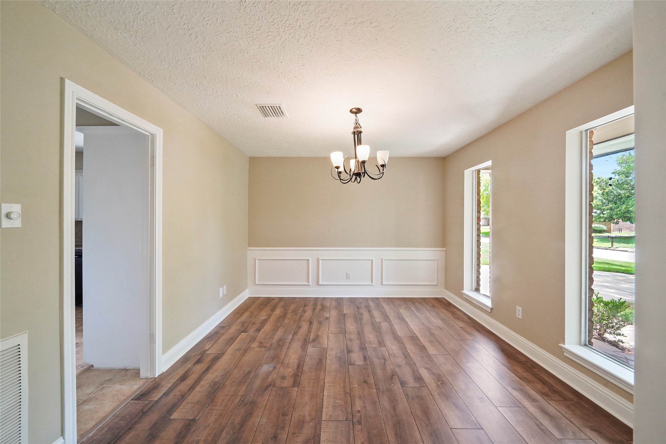 3602 Cobleskill Court Property Photo 3