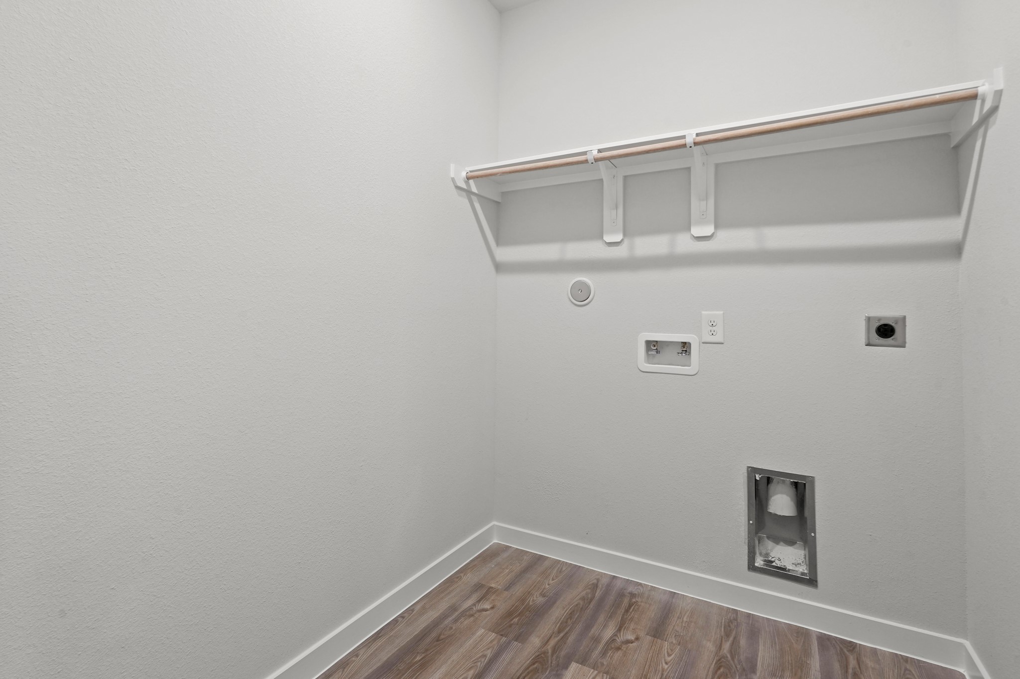 17022 Hazelnut Drive Property Photo 18