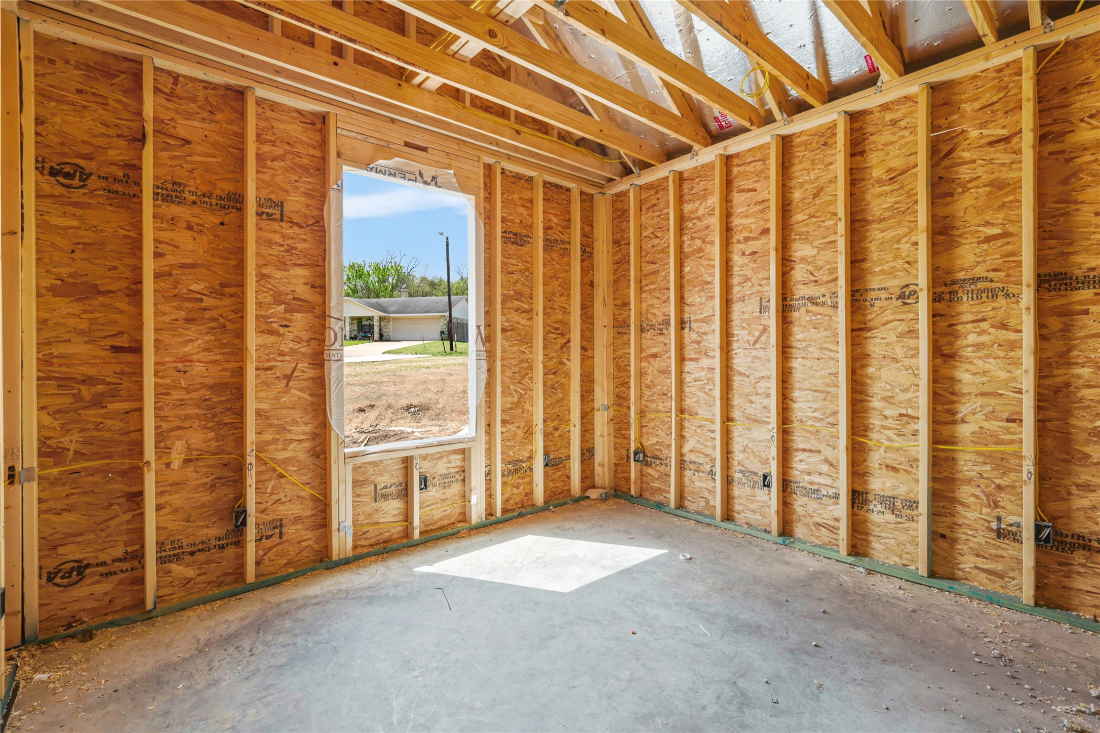 2318 Progress Drive Property Photo 8