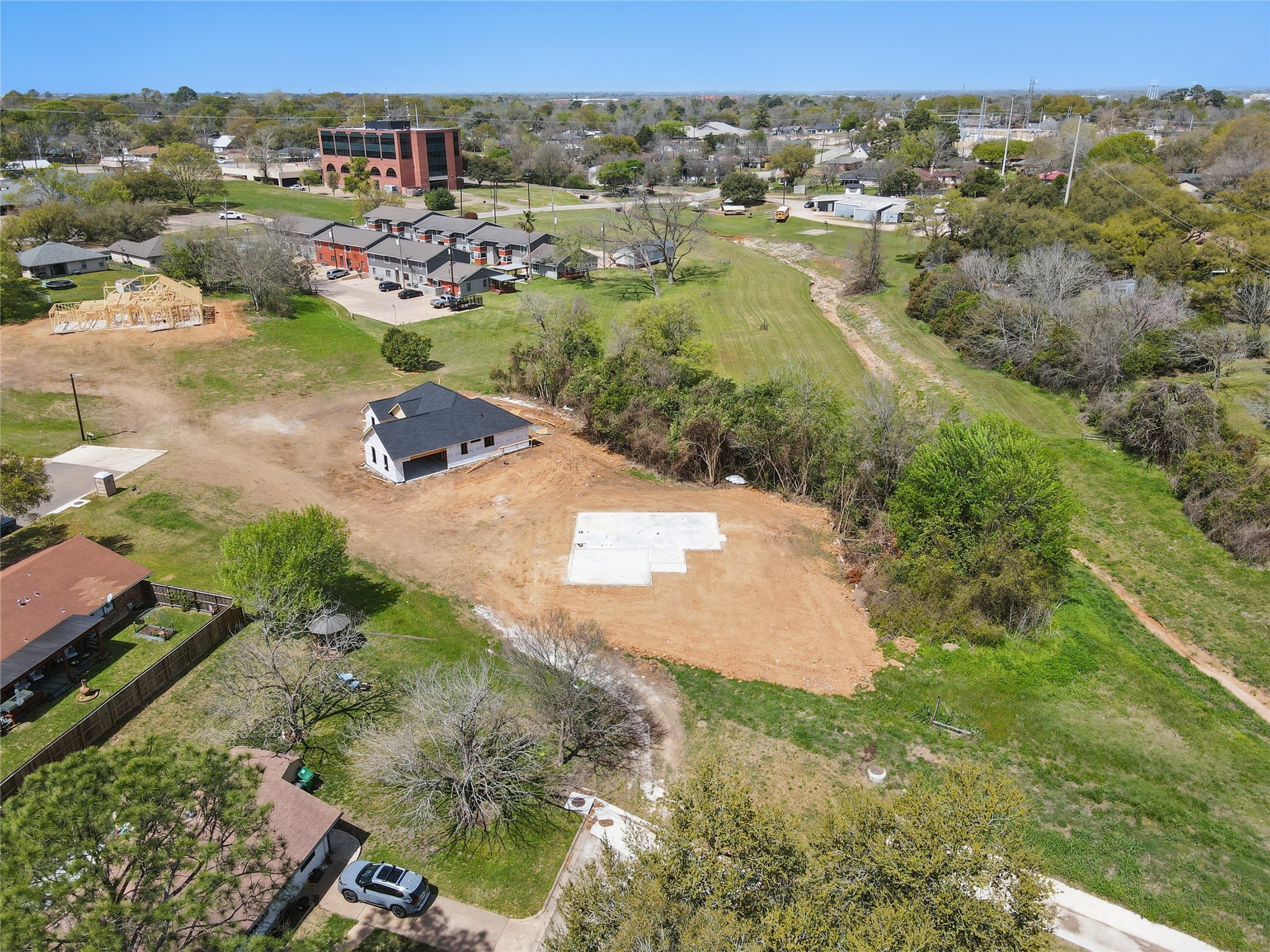 2318 Progress Drive Property Photo 15