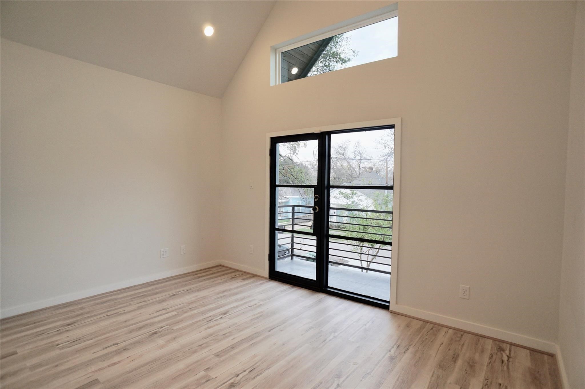 1711 Summer Street Property Photo 11