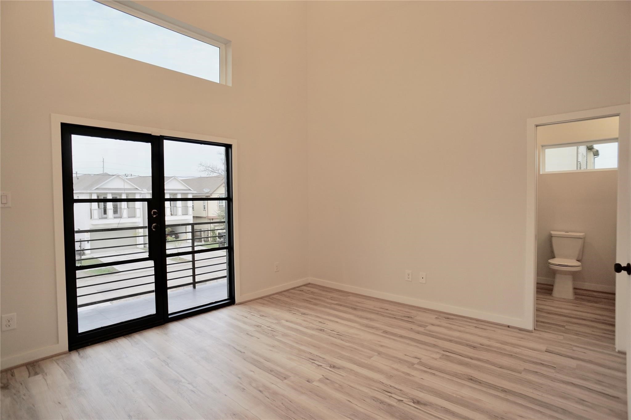 1711 Summer Street Property Photo 13