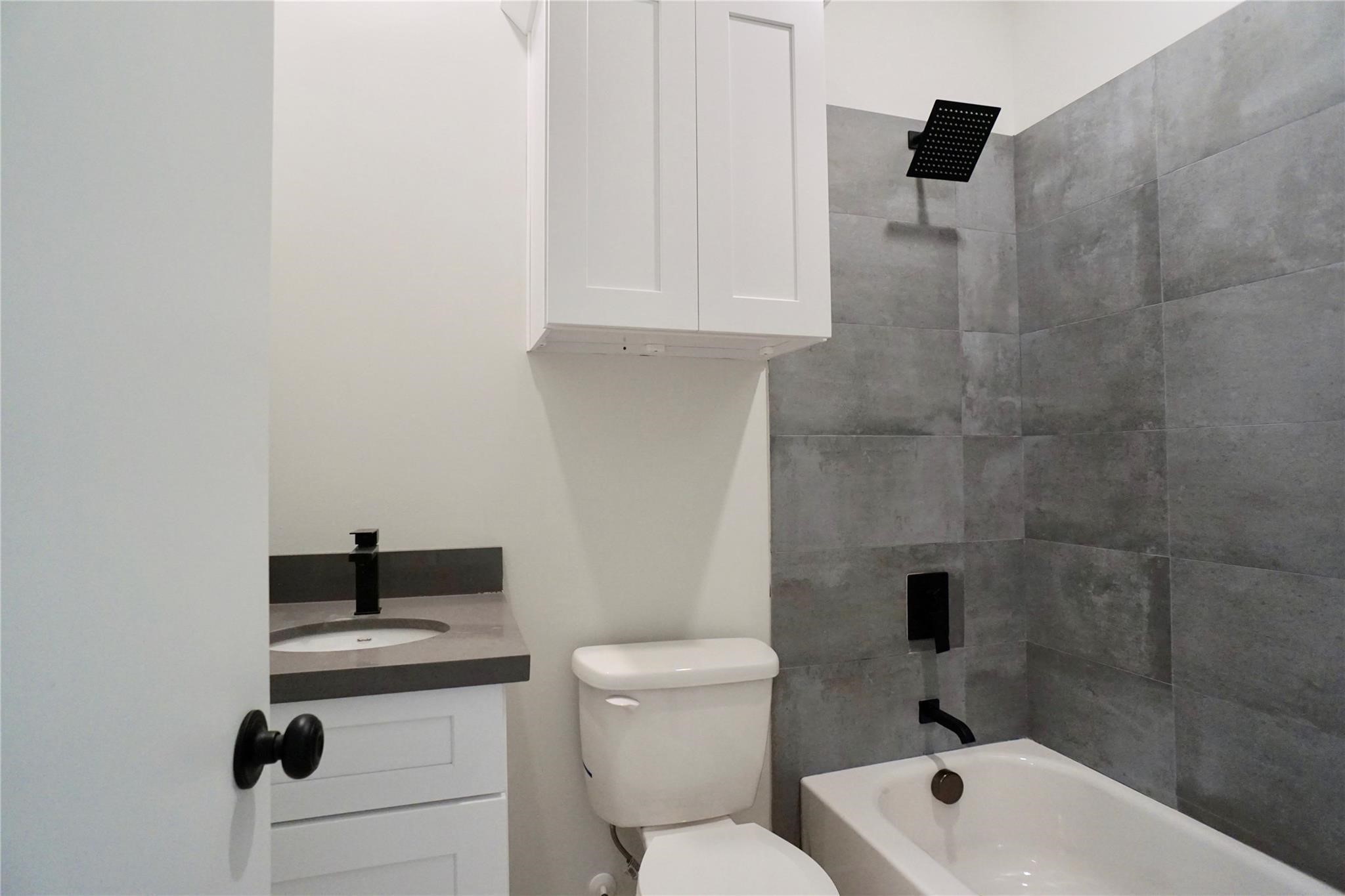1711 Summer Street Property Photo 17