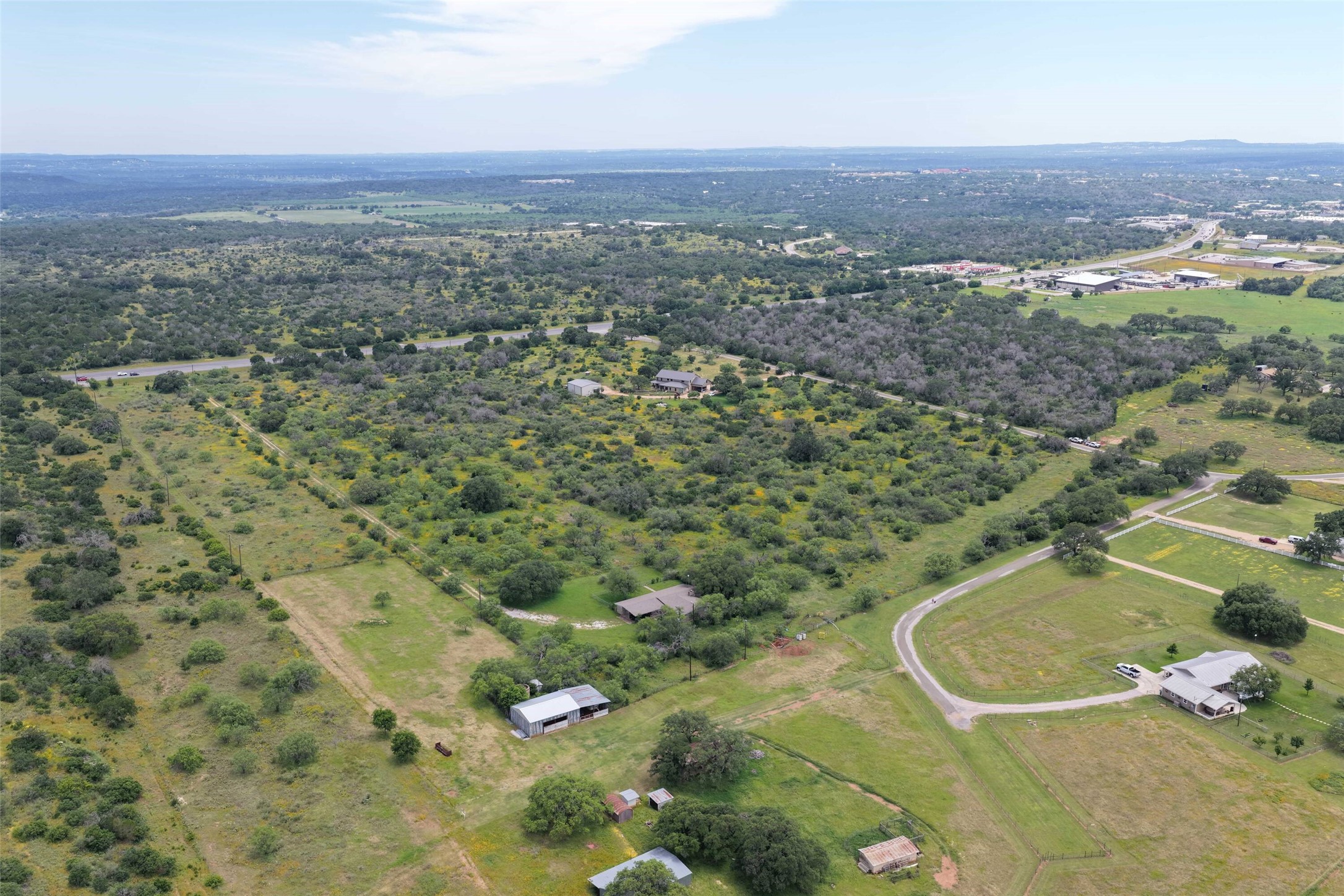 4820 N Us Hwy 281 Property Photo 3