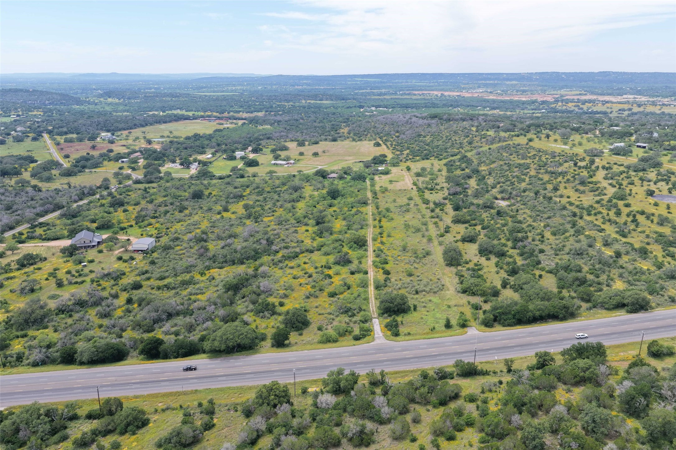 4820 N Us Hwy 281 Property Photo 4