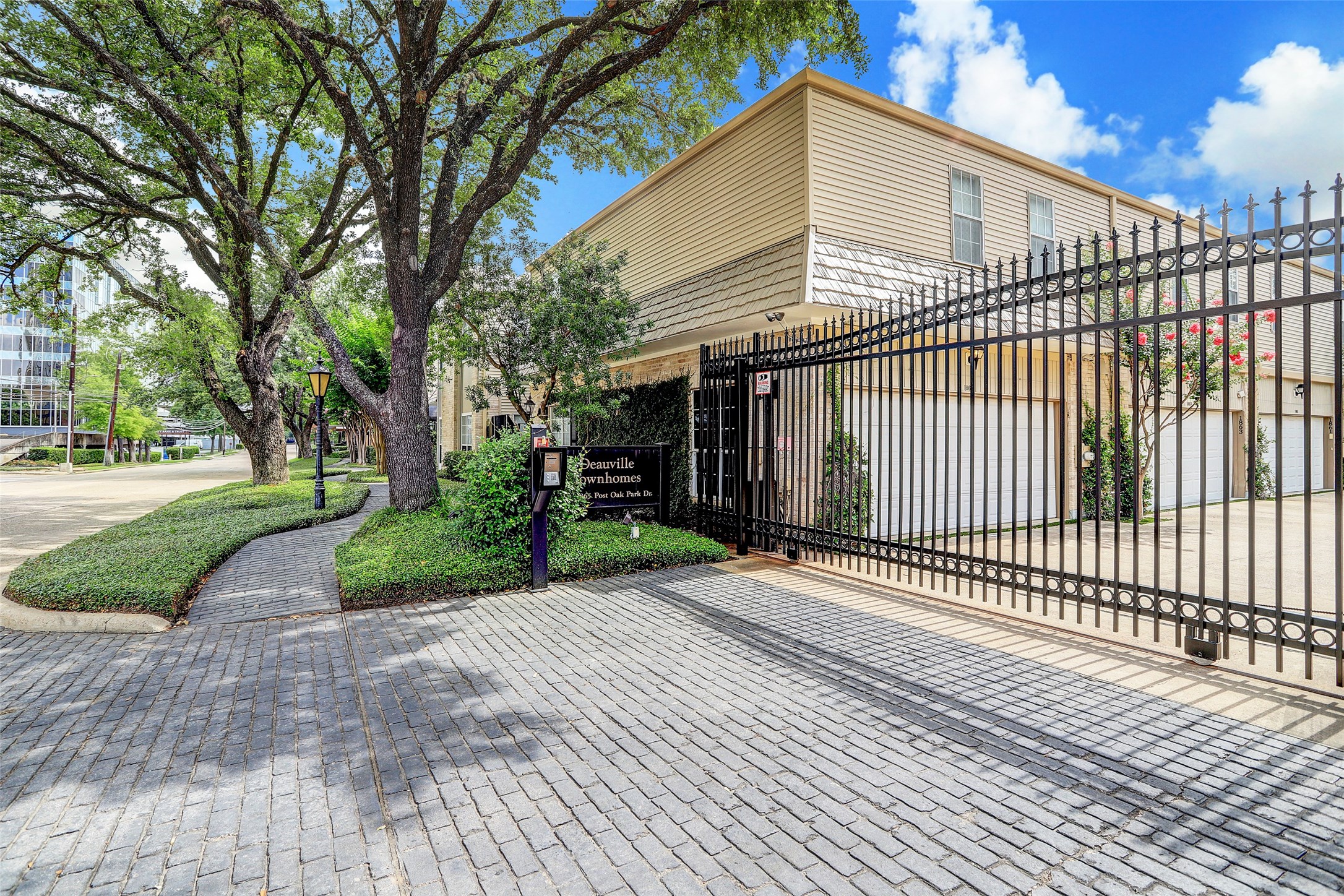 1849 Post Oak Park Drive 1849 Property Photo 30