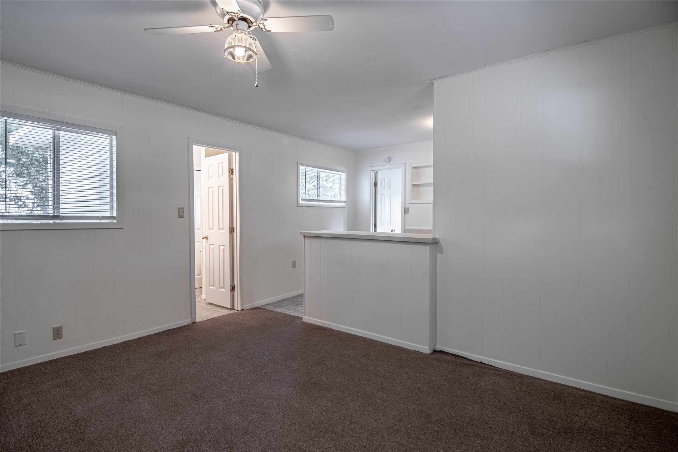 137 Lee Lane Property Photo 3