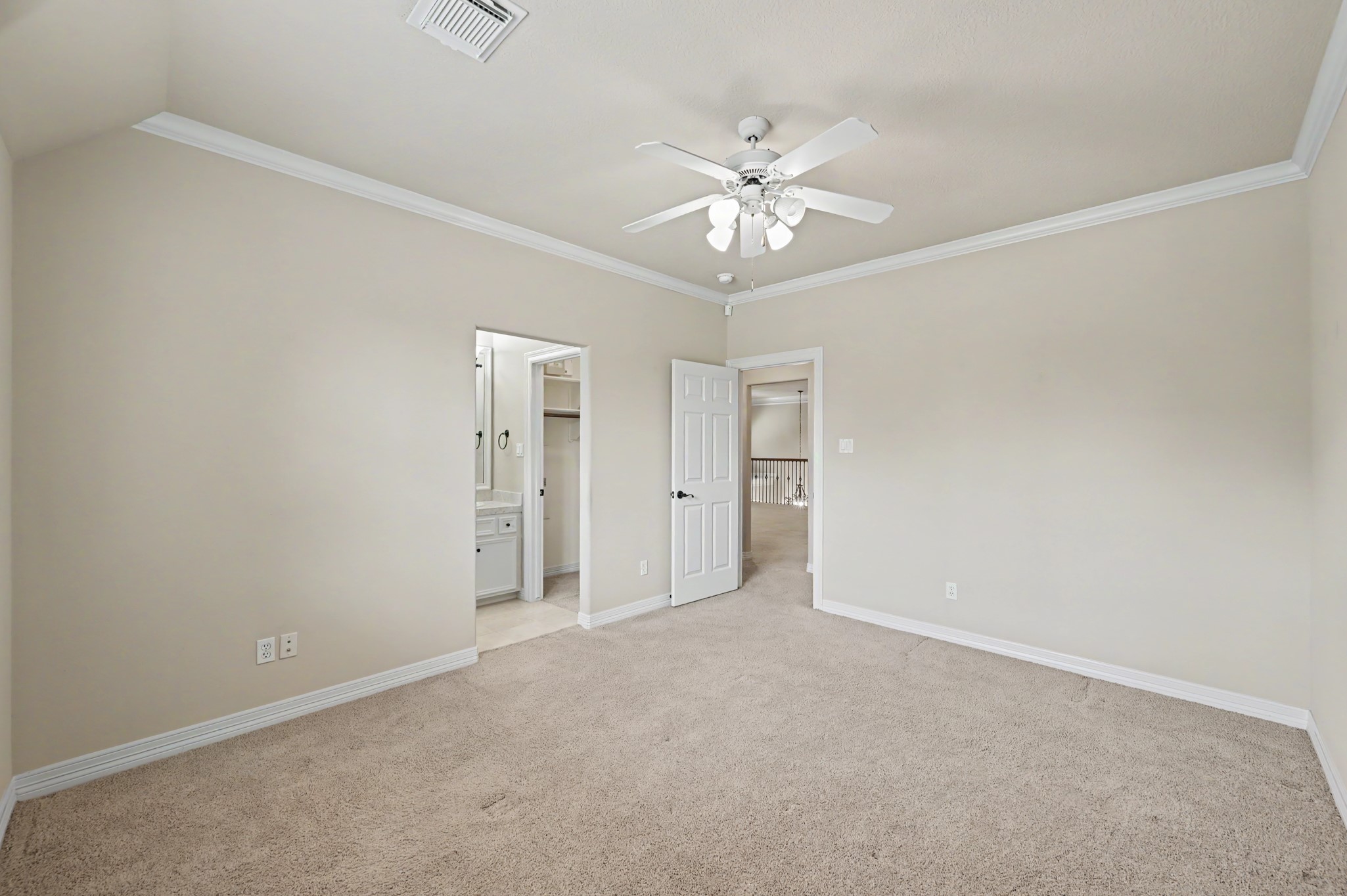 8111 Machaelas Way Property Photo 37