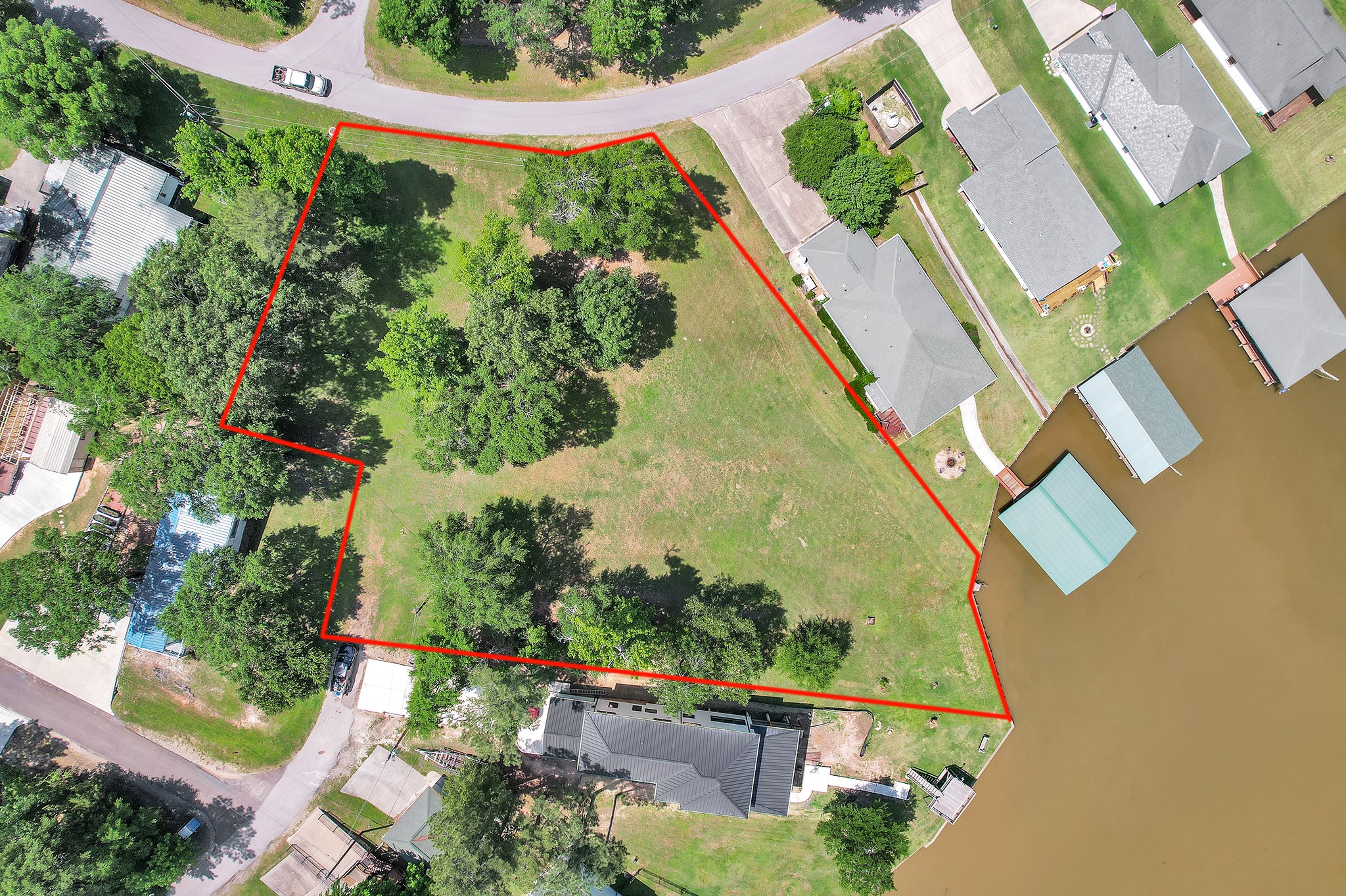 170 Weeping Willow Property Photo 1