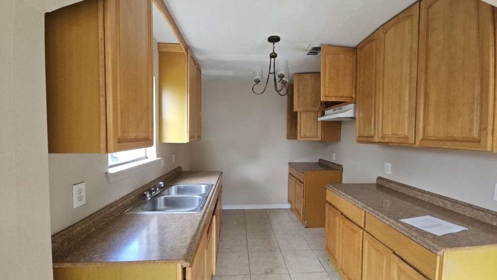 8715 Valley Ledge Drive Property Photo 5