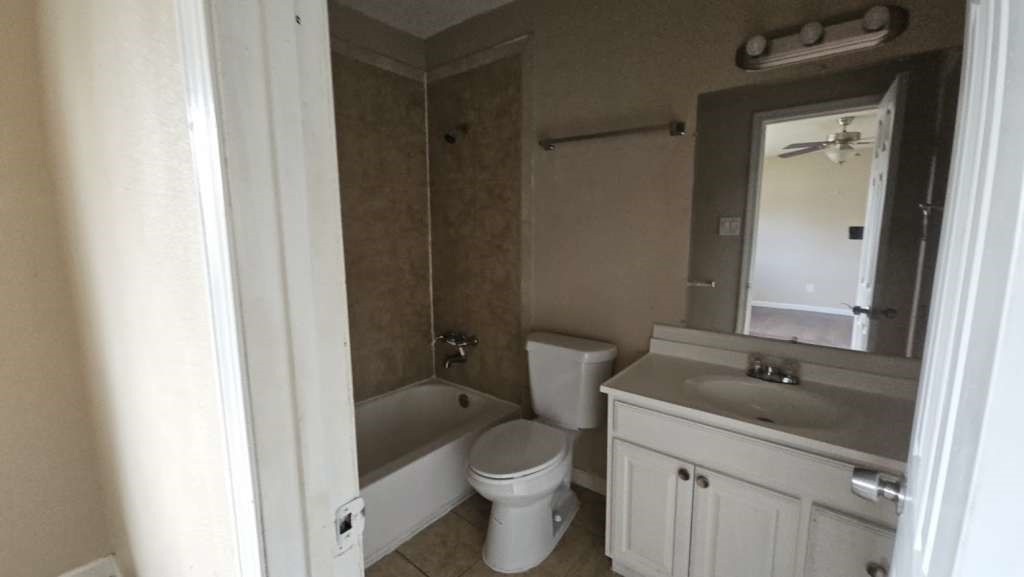 8715 Valley Ledge Drive Property Photo 10