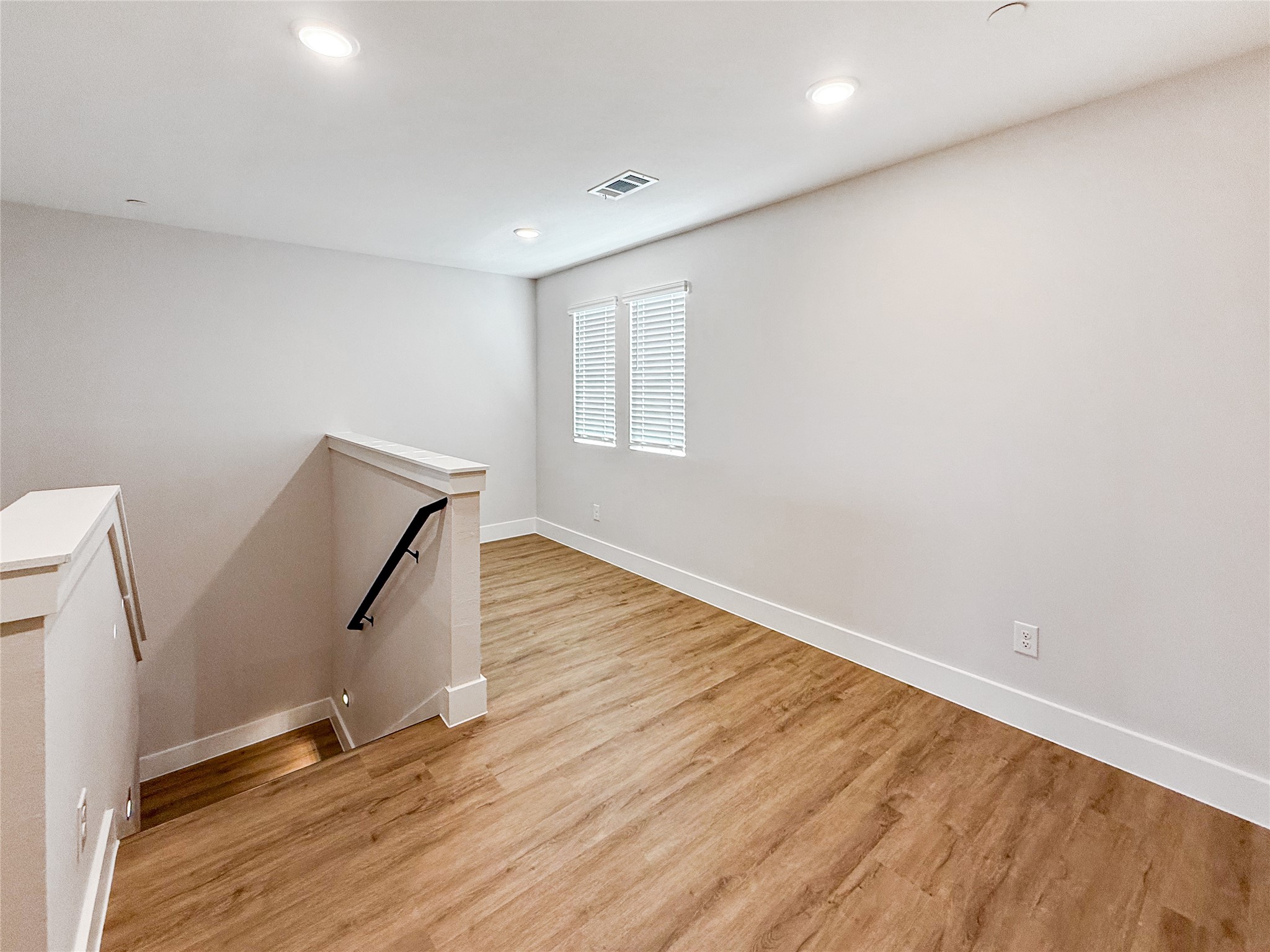 5601 Mobeetie Loop Property Photo 36