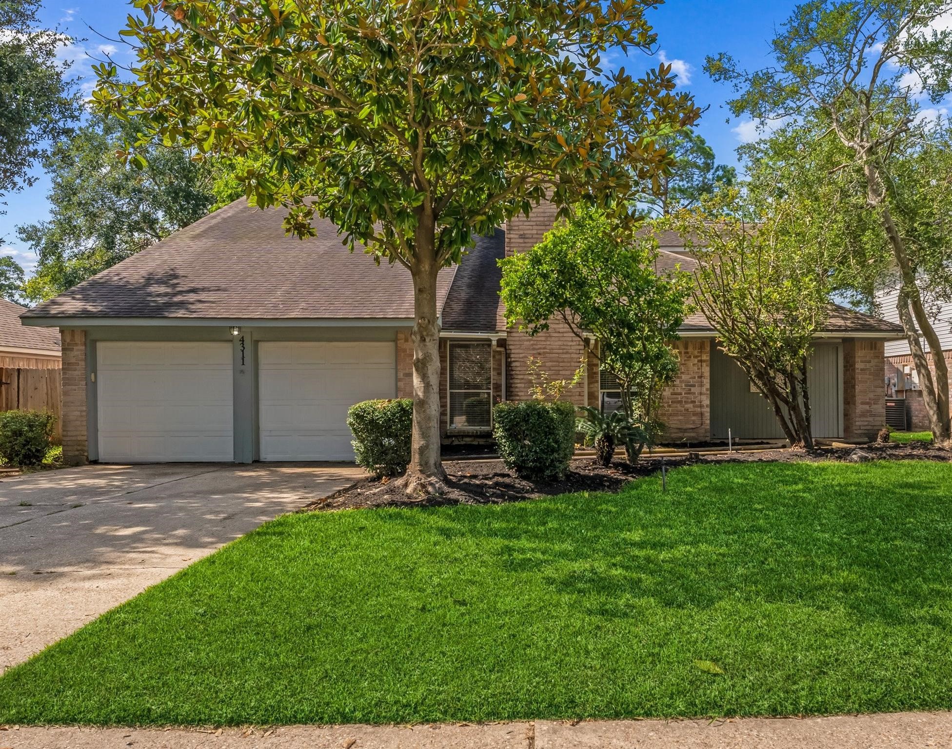 4311 Piney Creek Lane Property Photo 1
