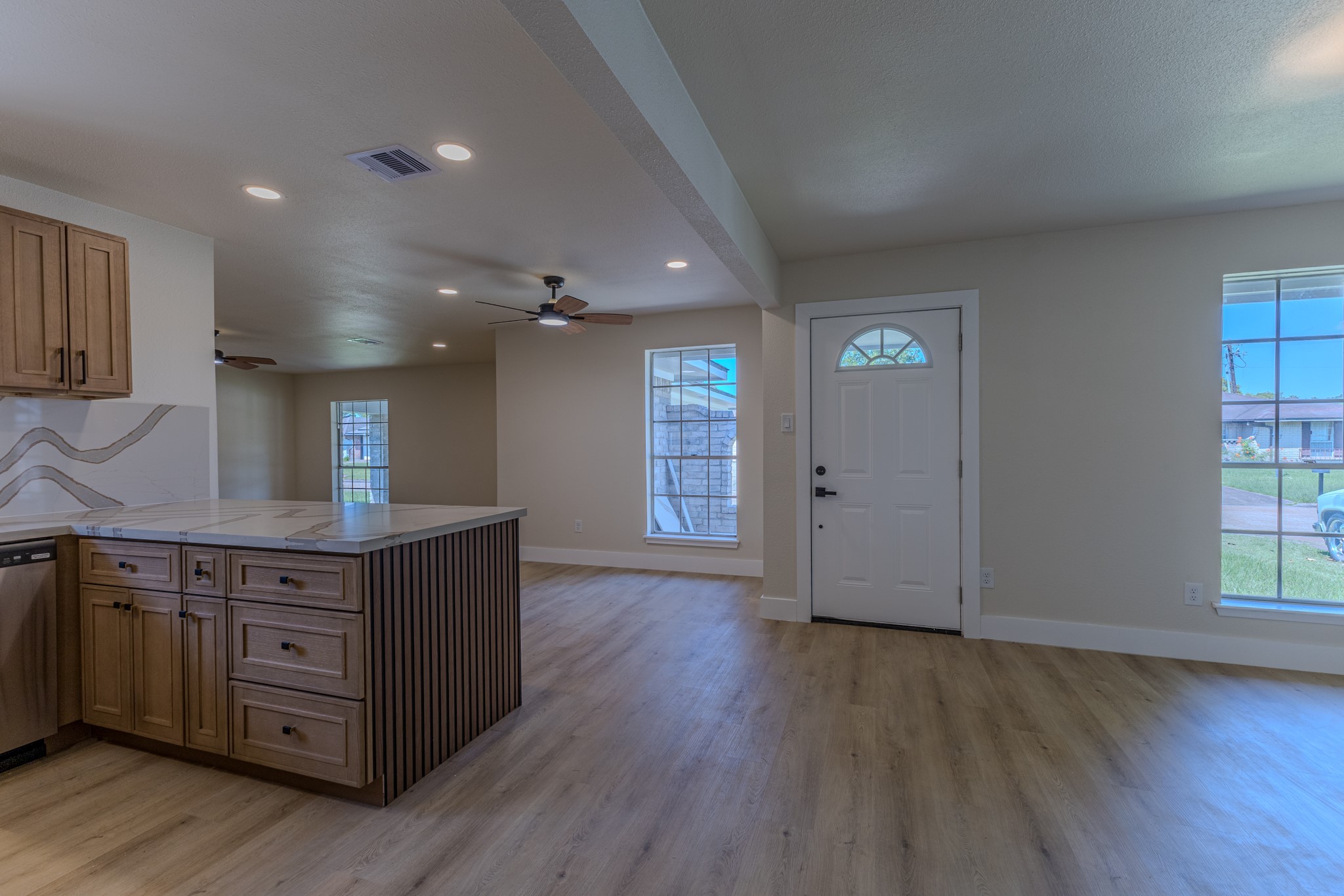 1907 Bunzel St Property Photo 22