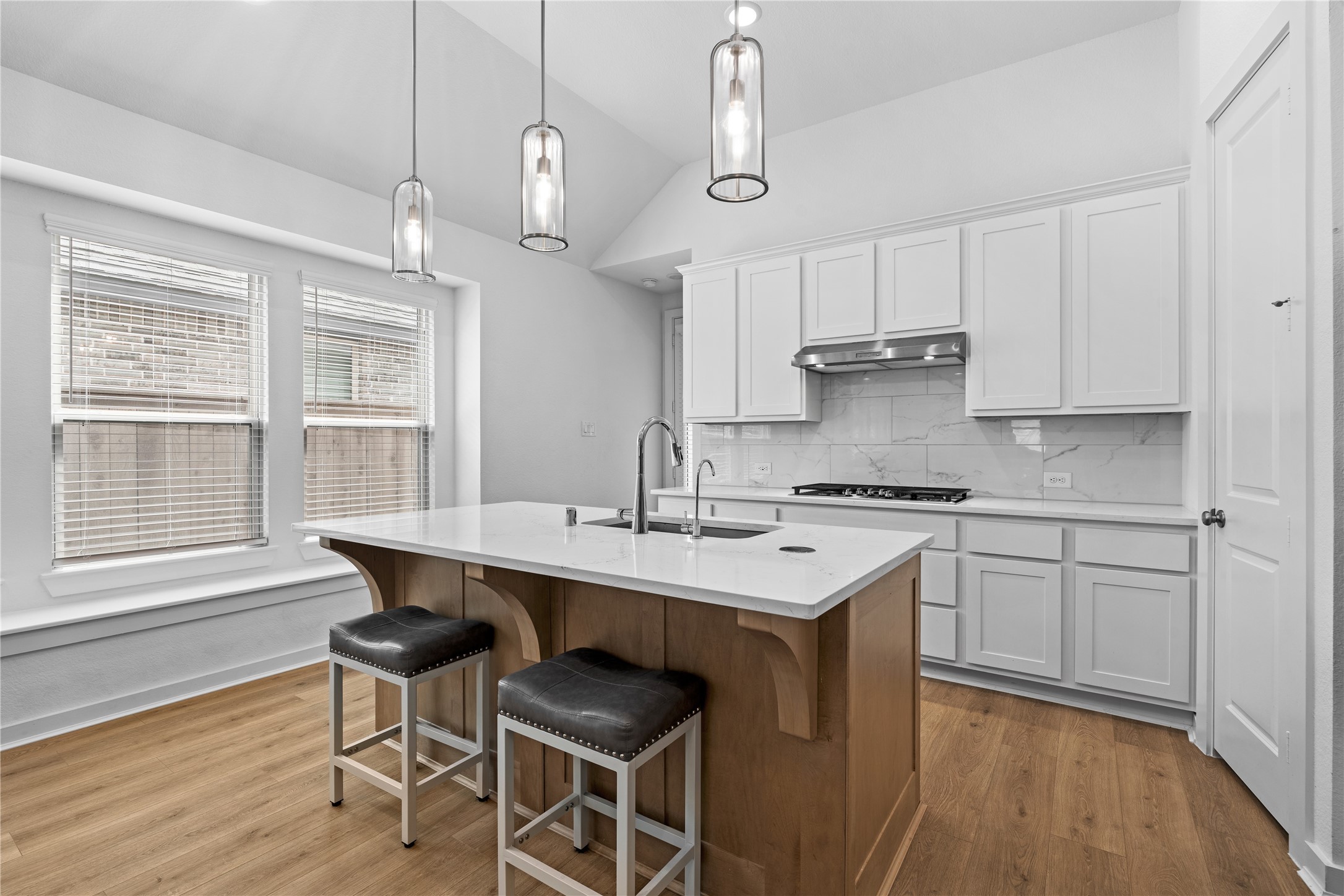 7478 Cattail Falls Lane Property Photo 16