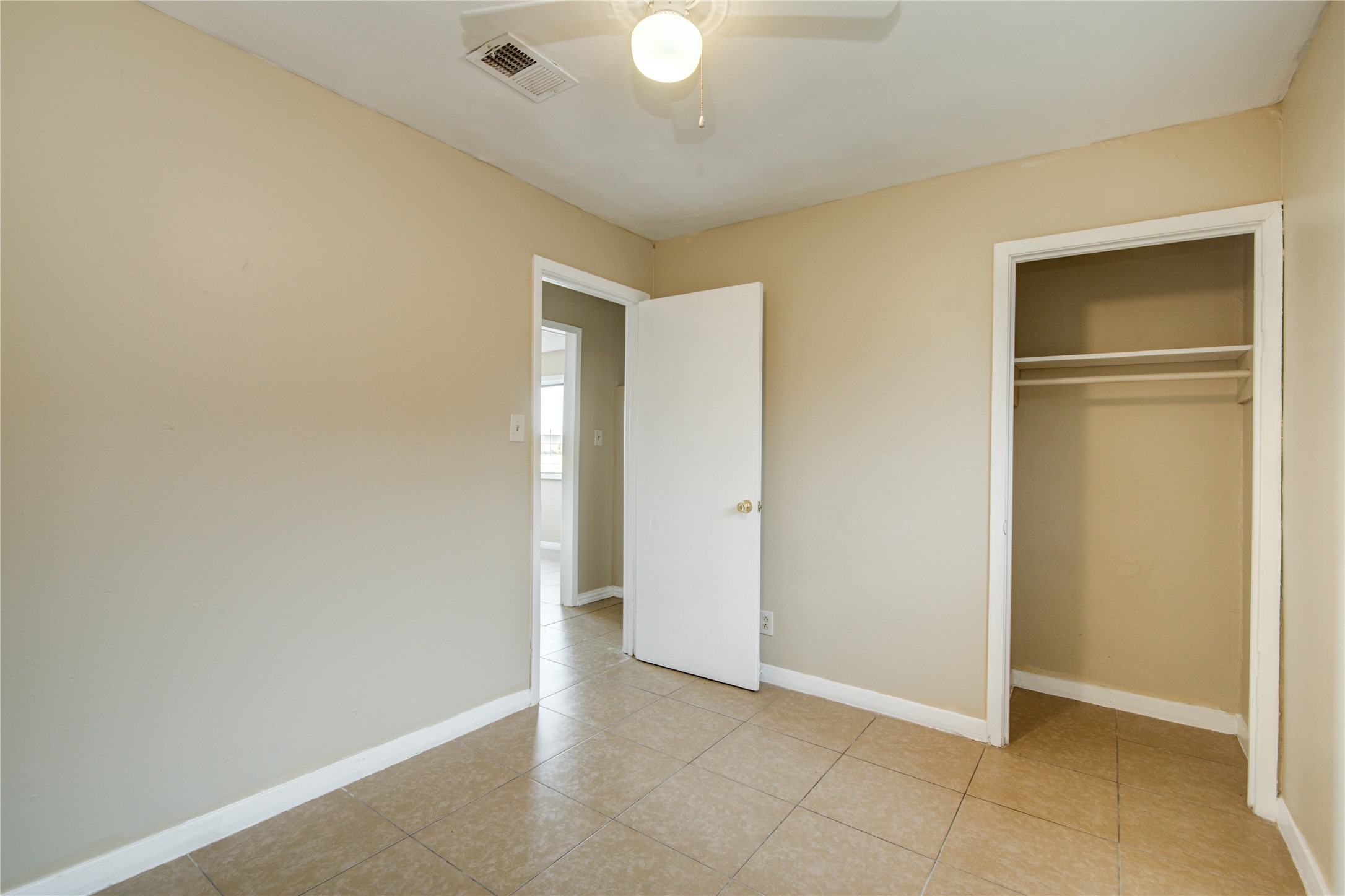 222 S Avenue G Property Photo 22