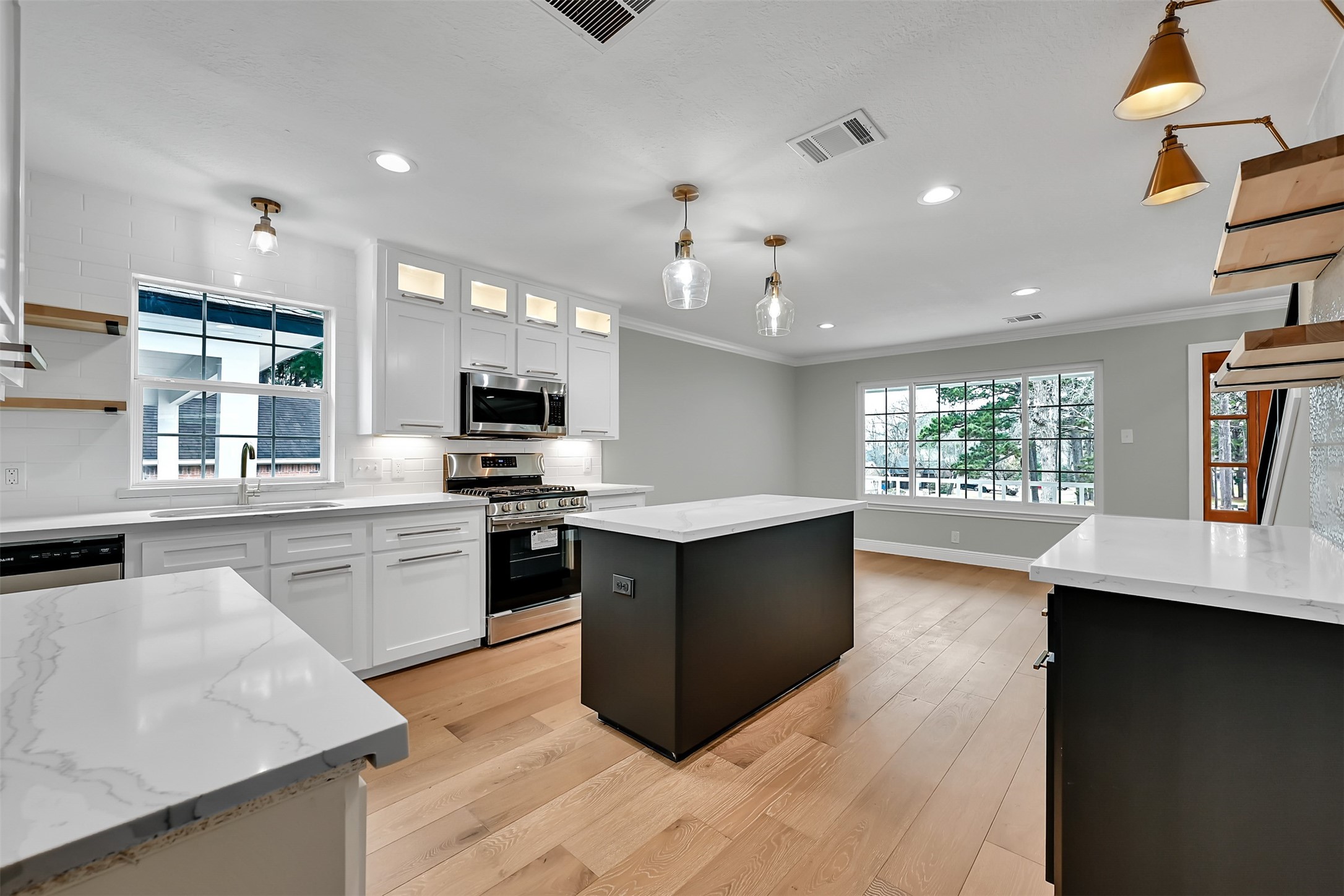 12744 Point Aquarius Boulevard Property Photo 18