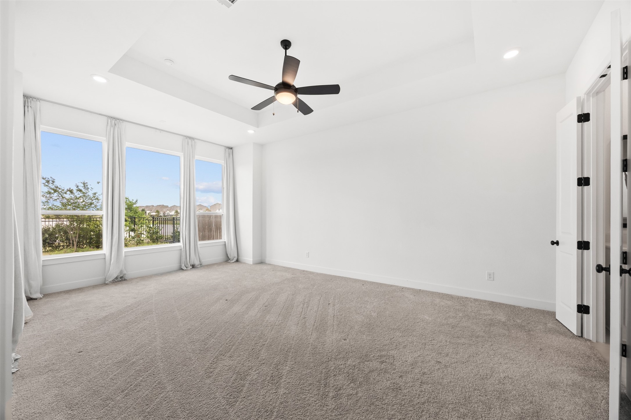 24418 Green Buffalograss Trail Property Photo 13