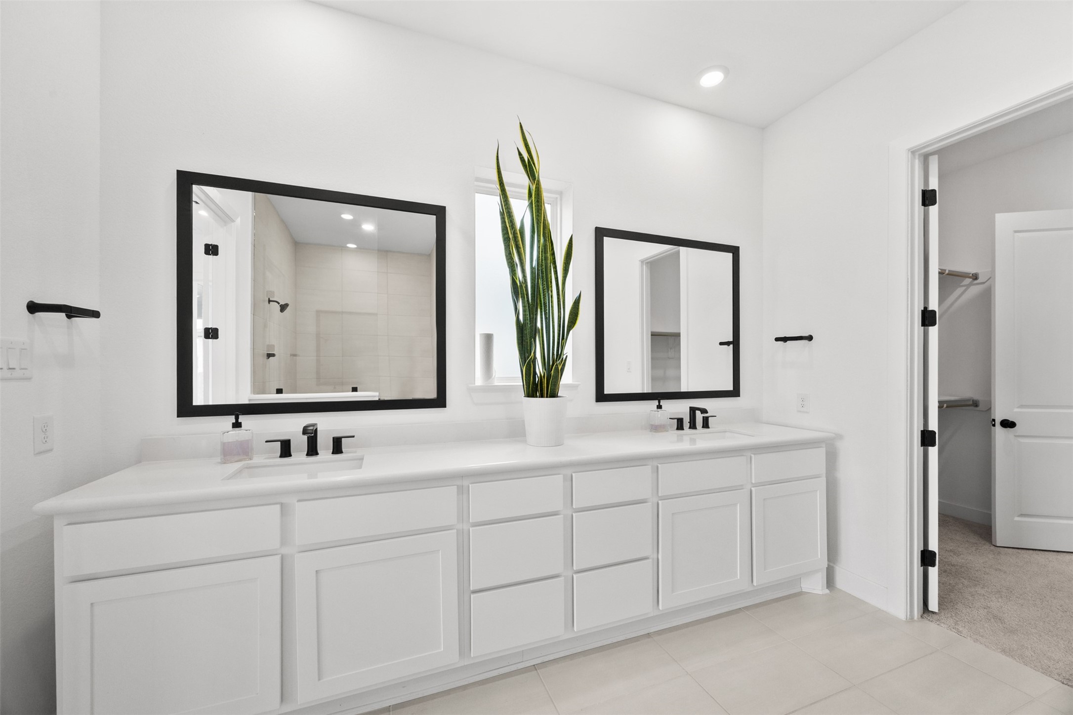 24418 Green Buffalograss Trail Property Photo 15