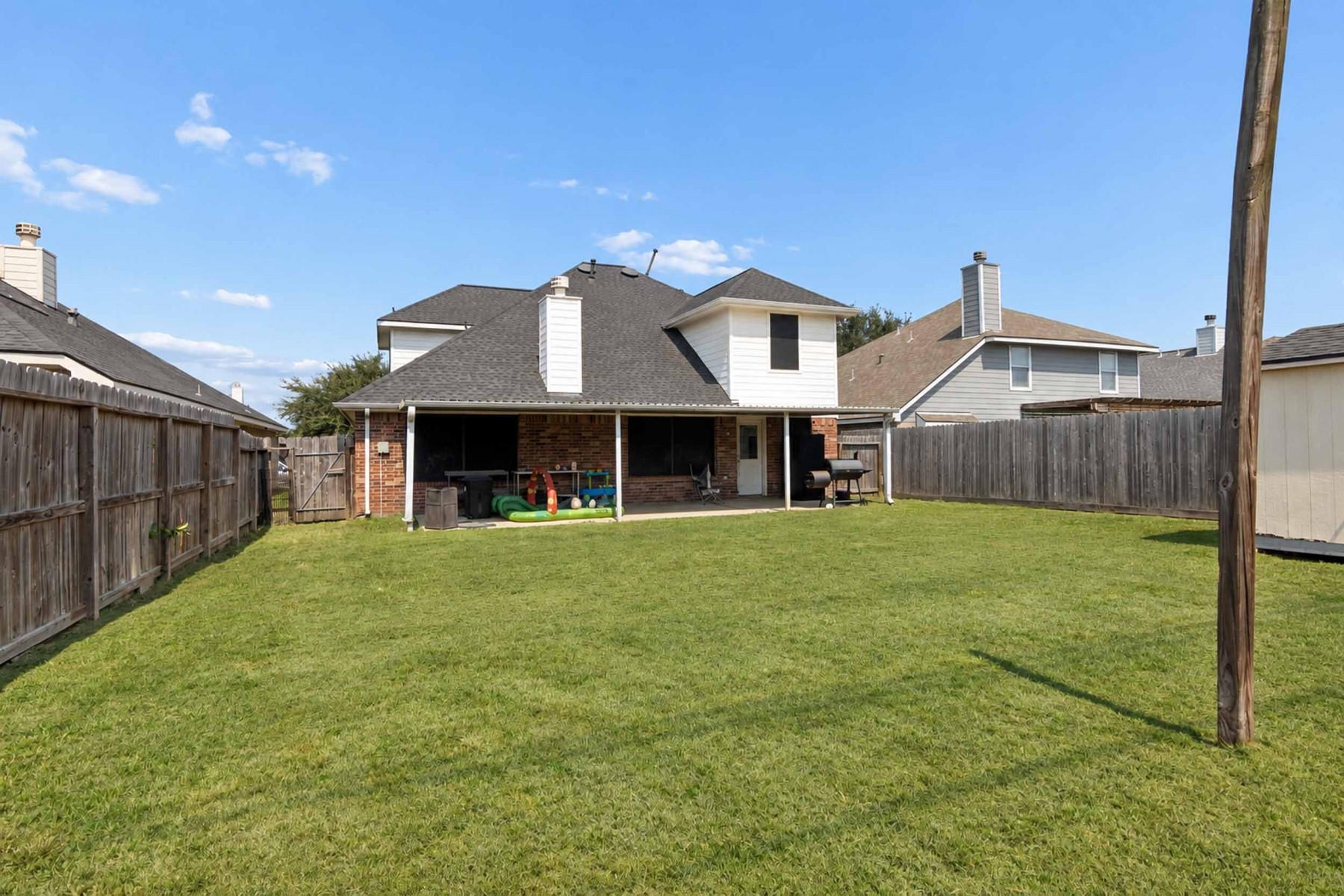 2509 Artesia Drive Property Photo 21
