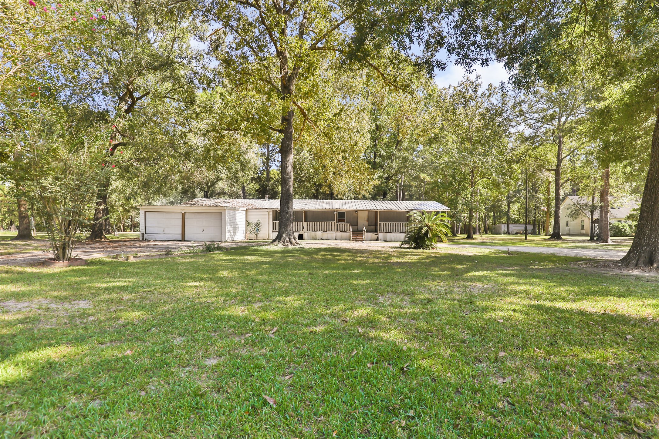 750 County Road 6471 Property Photo 2