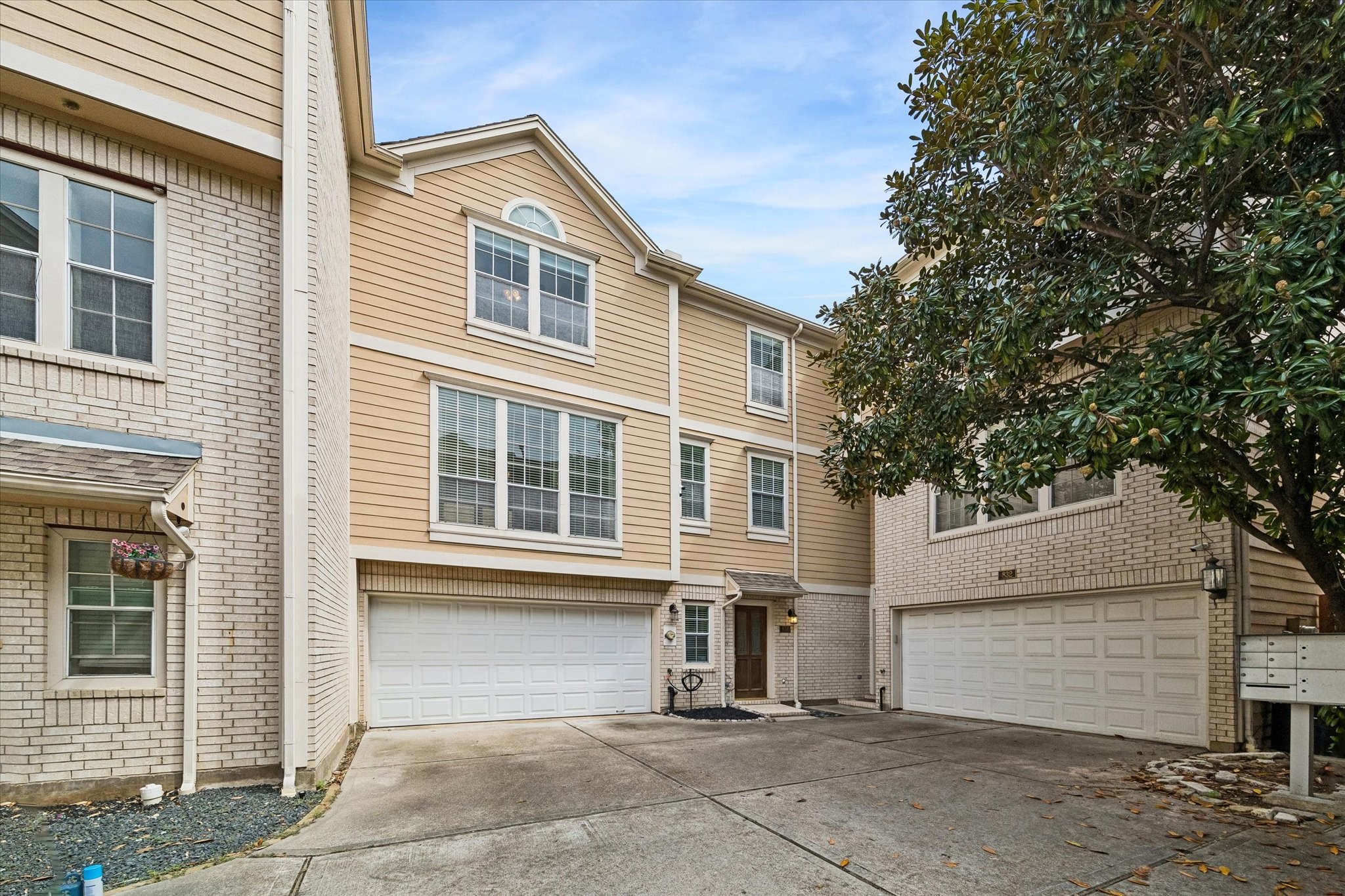 834 Cohn Street Property Photo 1