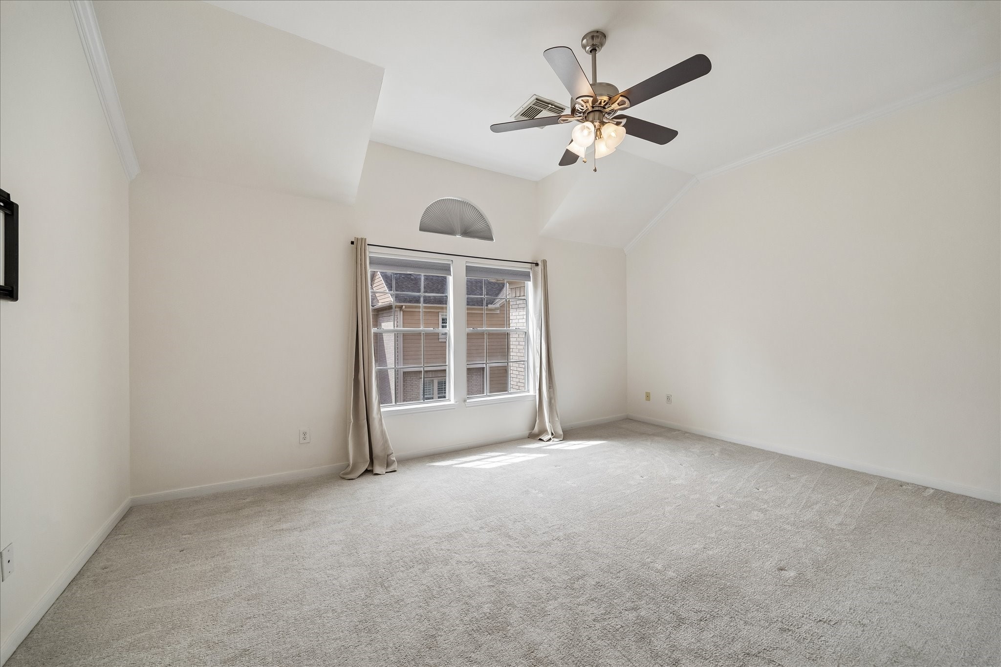 834 Cohn Street Property Photo 6