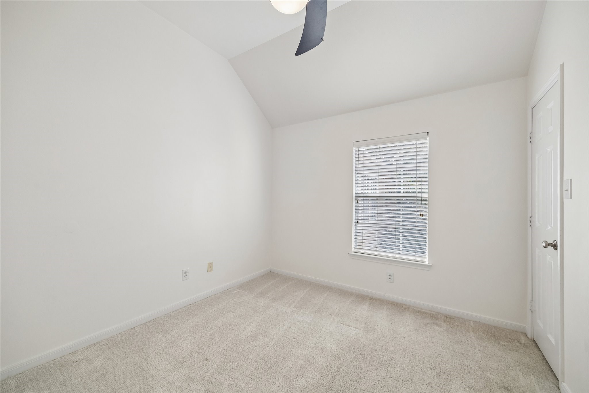 834 Cohn Street Property Photo 23