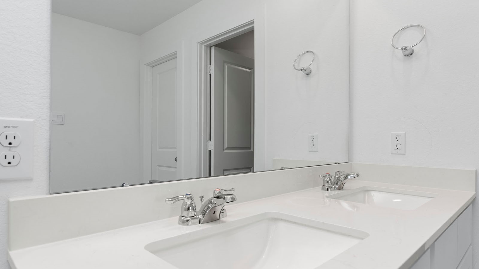2514 Ocean Jasper Drive Property Photo 18
