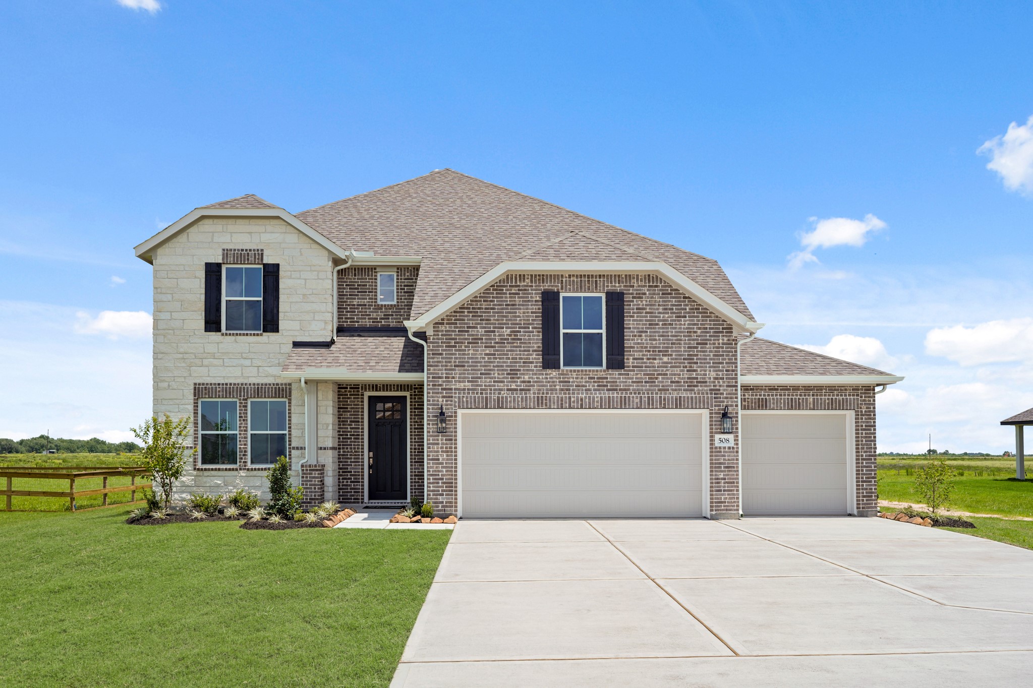 508 Cane Crossing Lake Drive Property Photo 1