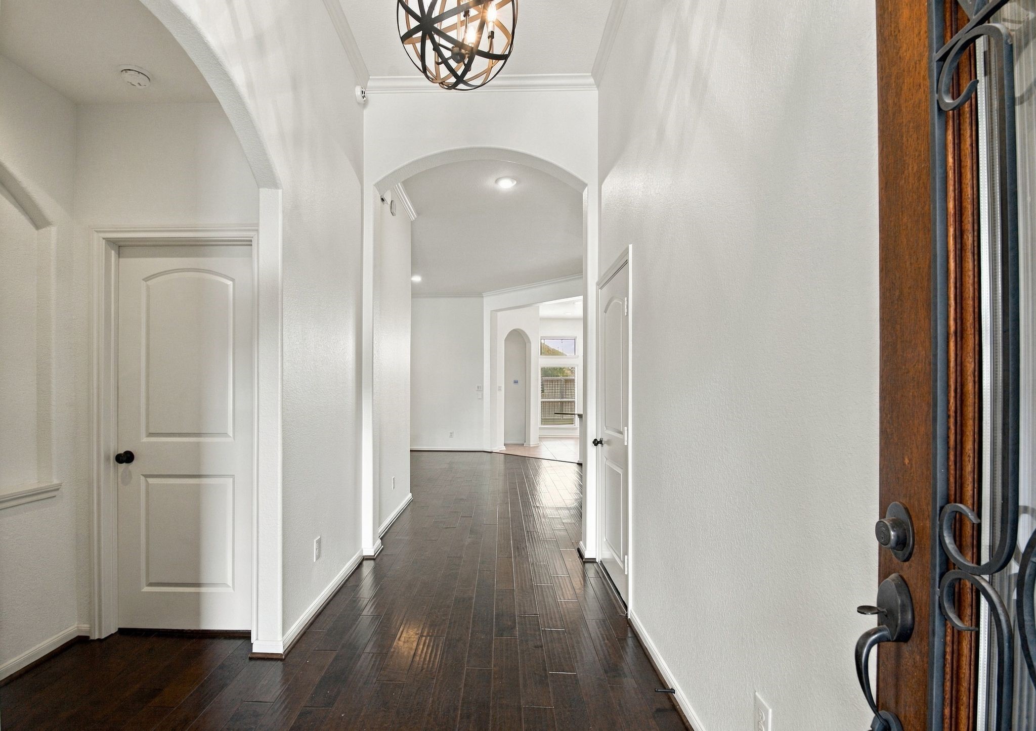 6722 Greenwood Valley Place Property Photo 4