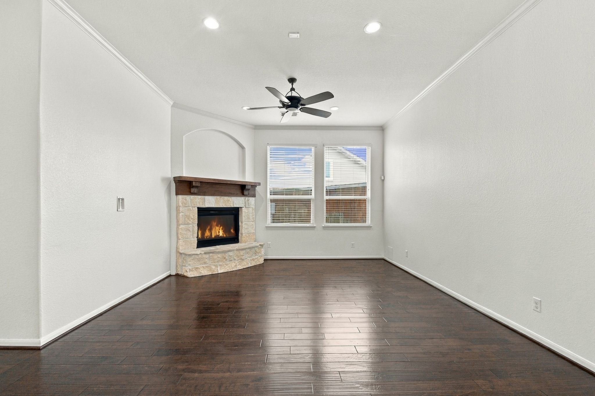 6722 Greenwood Valley Place Property Photo 6