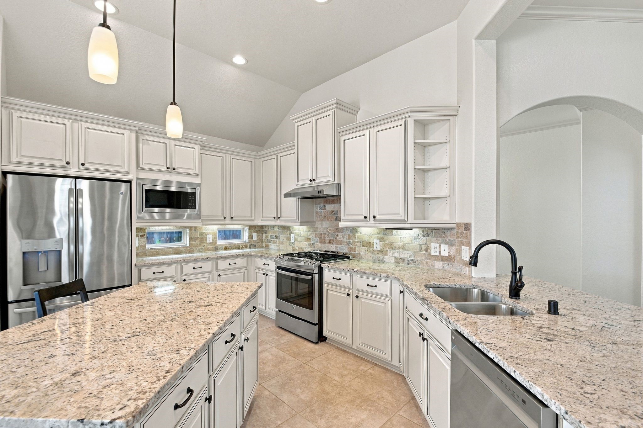6722 Greenwood Valley Place Property Photo 13