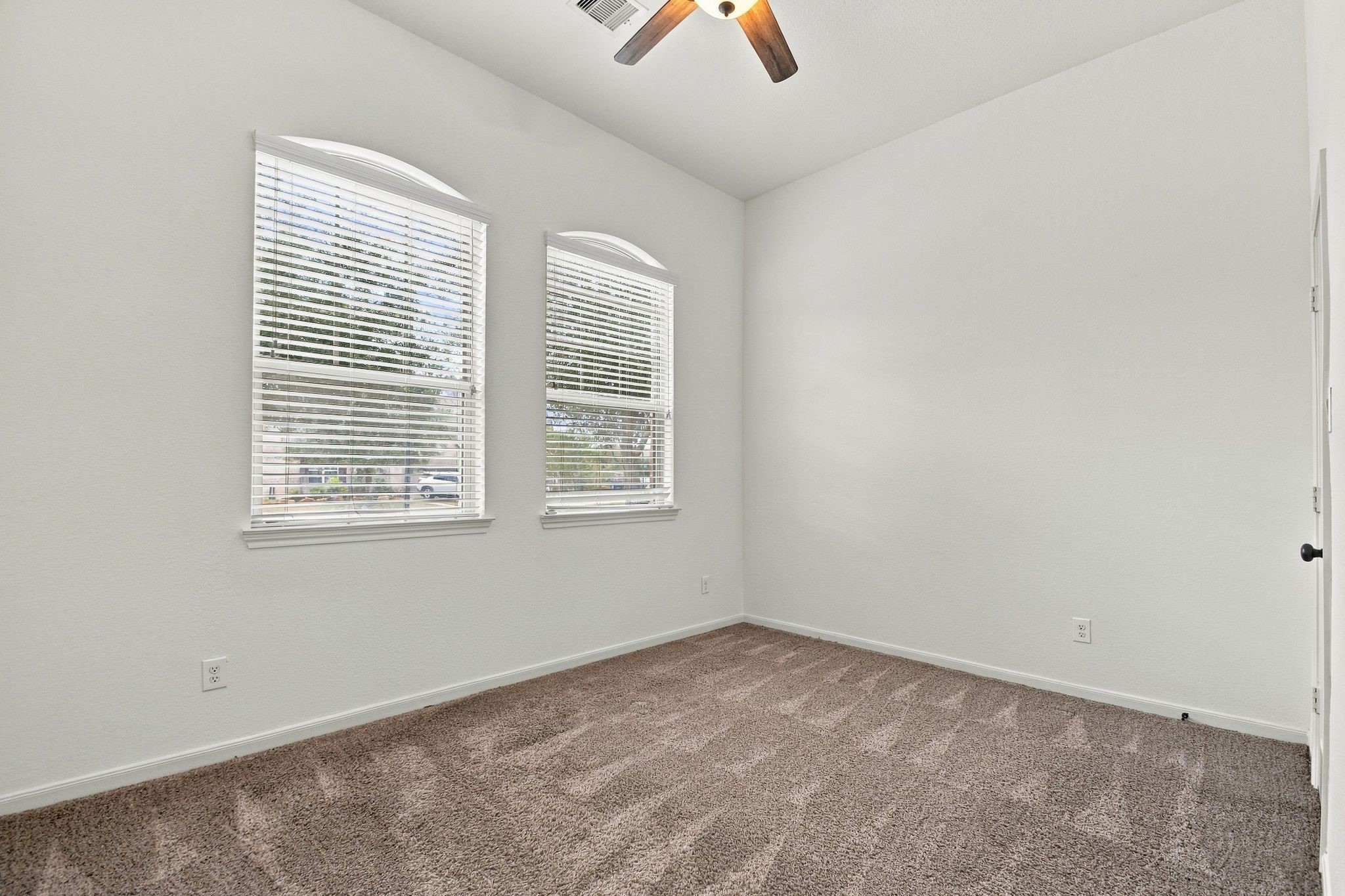 6722 Greenwood Valley Place Property Photo 27