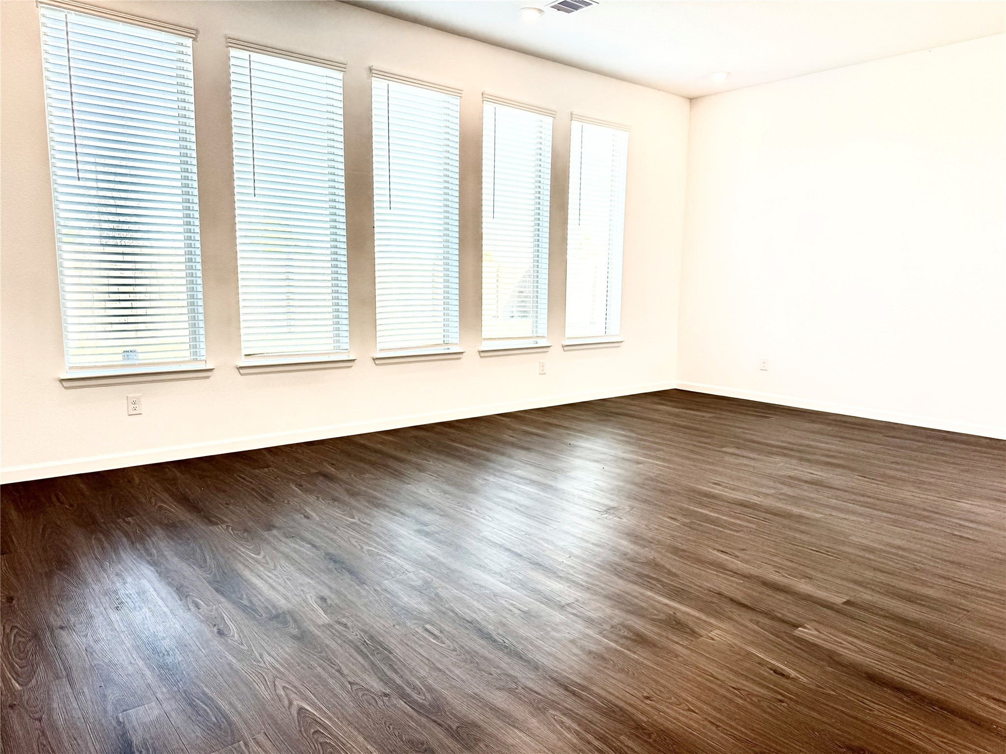 5723 Foggy Vine Court Property Photo 5