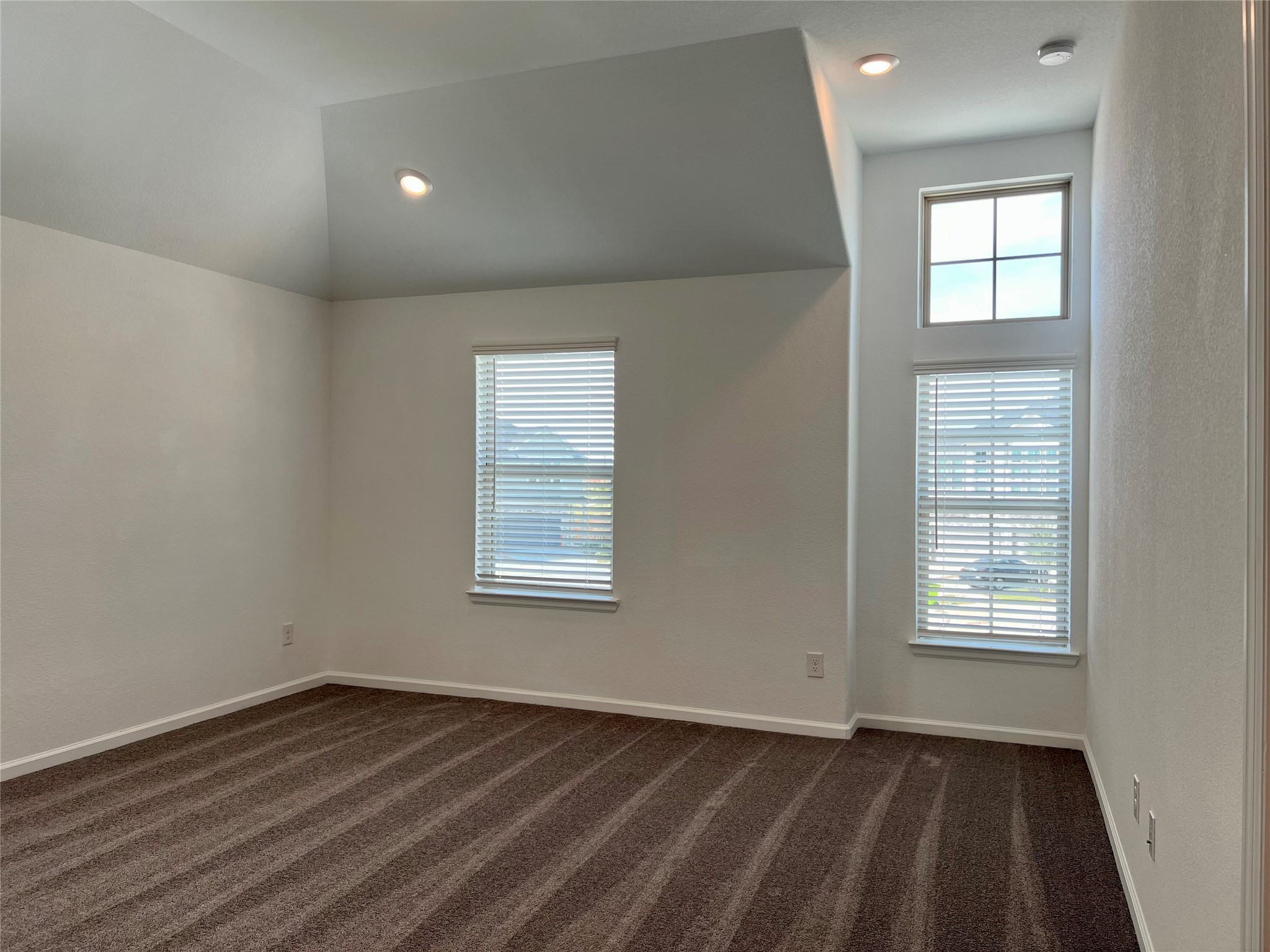 5723 Foggy Vine Court Property Photo 13