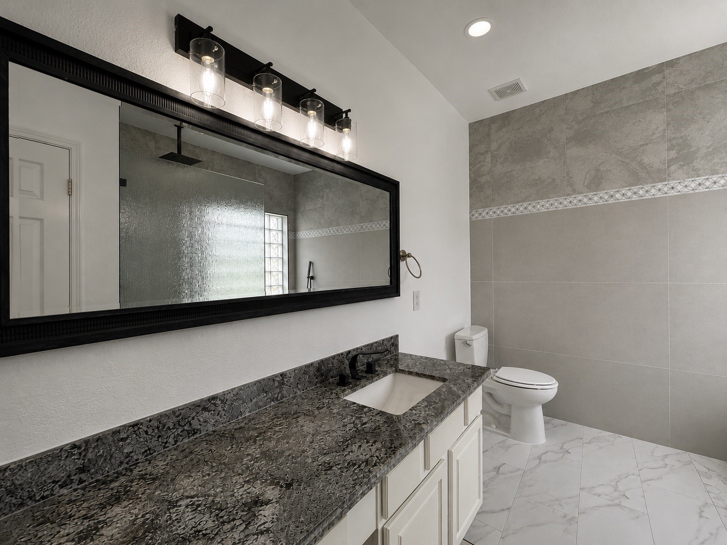 15402 Marlowe Grove Drive Property Photo 9