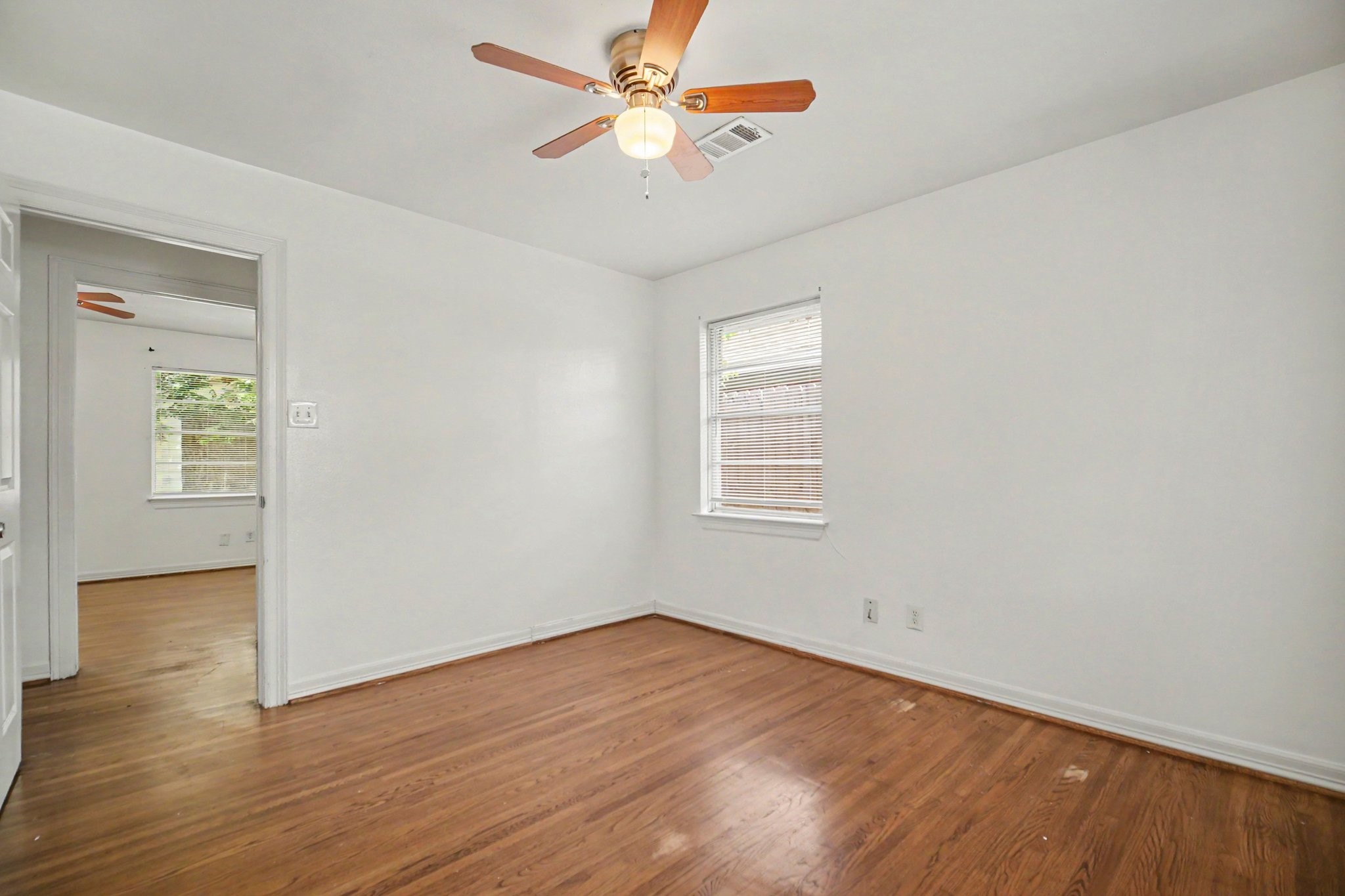 2121 Hickory Lane Property Photo 13
