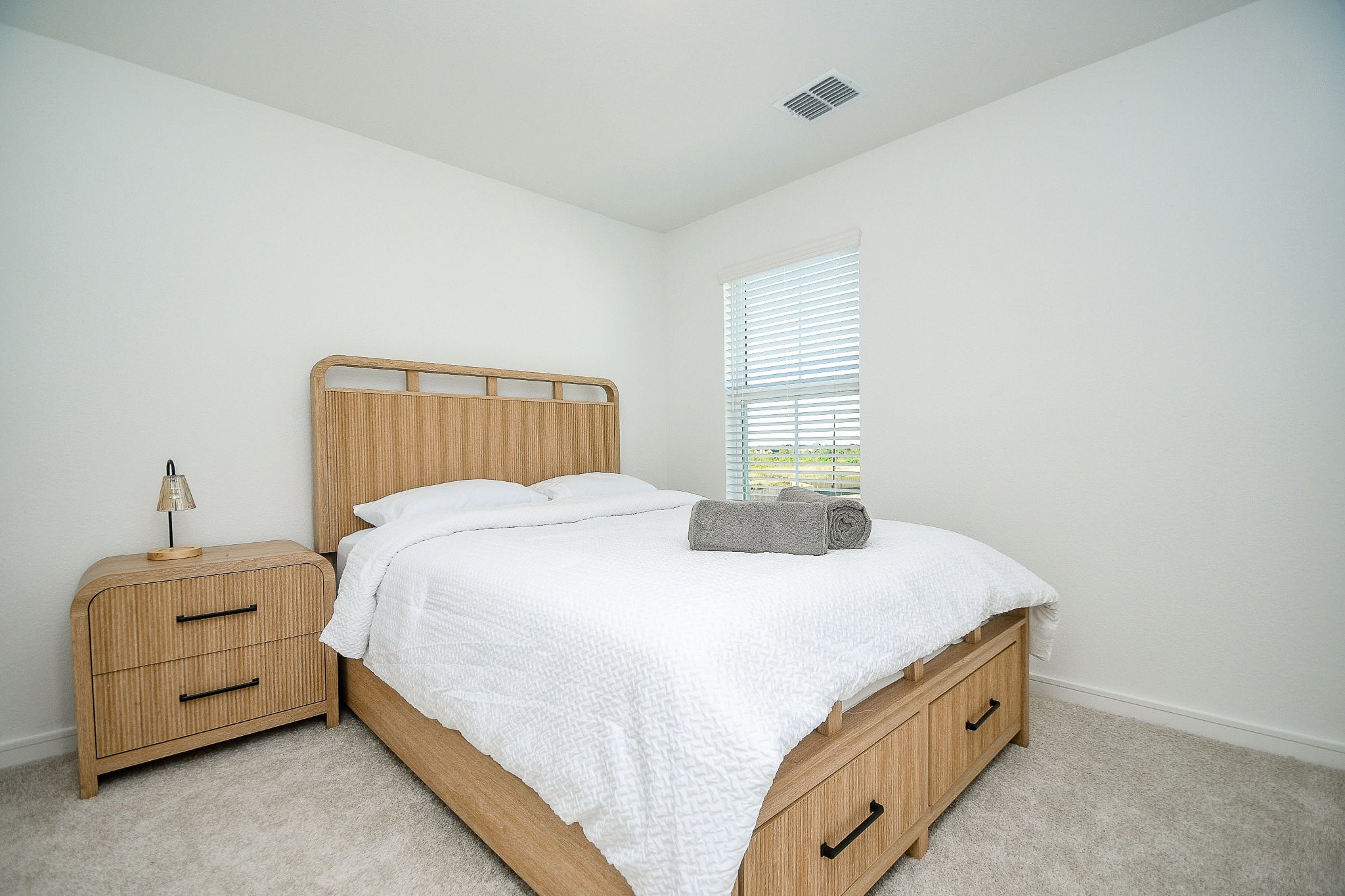 2204 Via Laura Property Photo 7