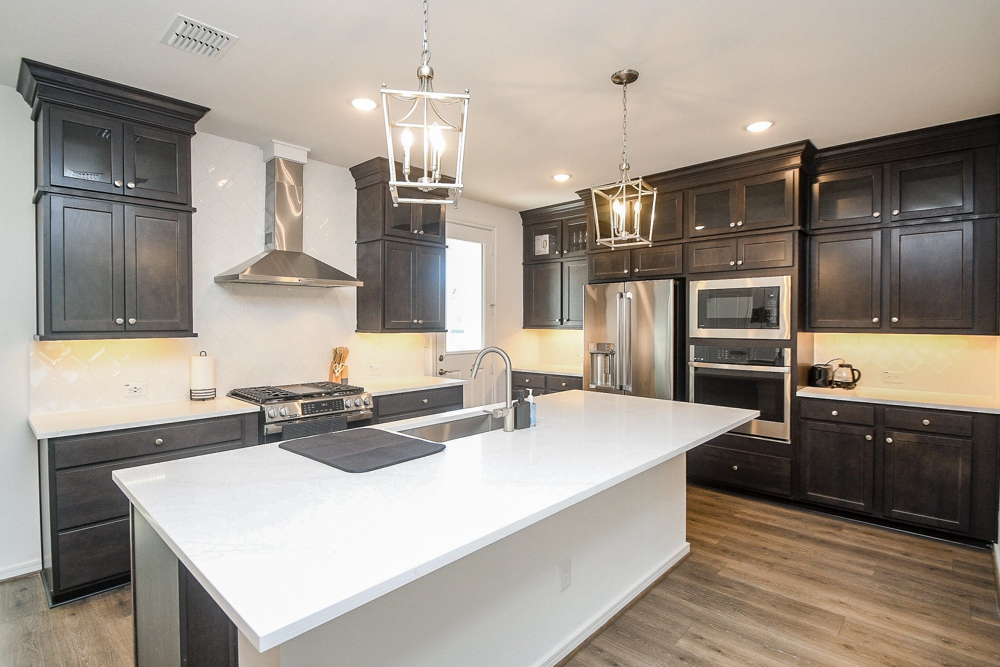 2204 Via Laura Property Photo 9