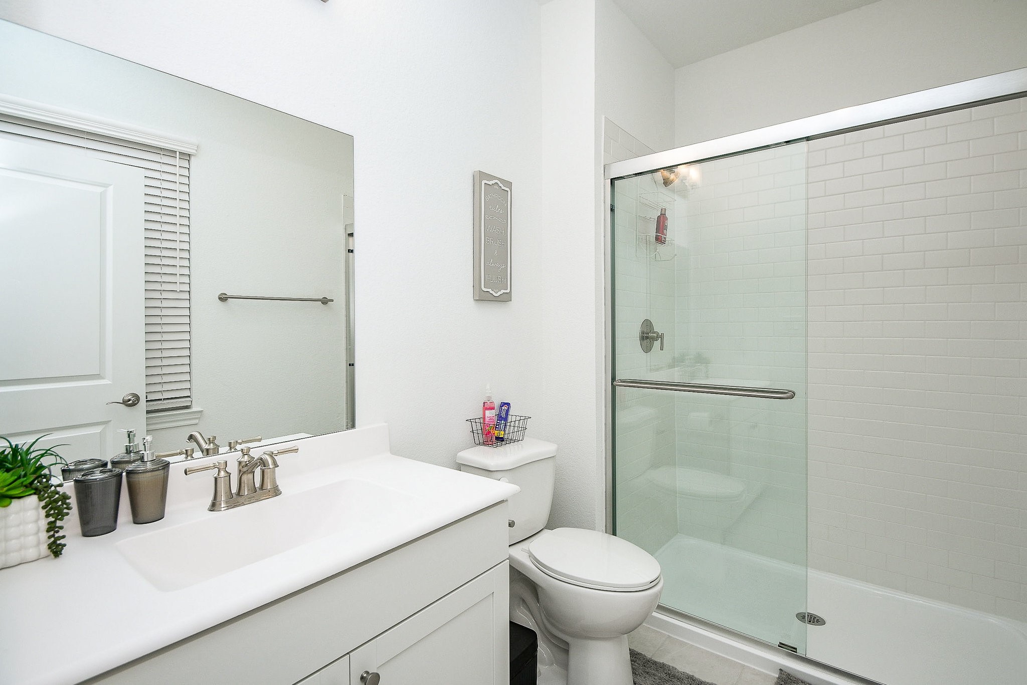 2204 Via Laura Property Photo 11