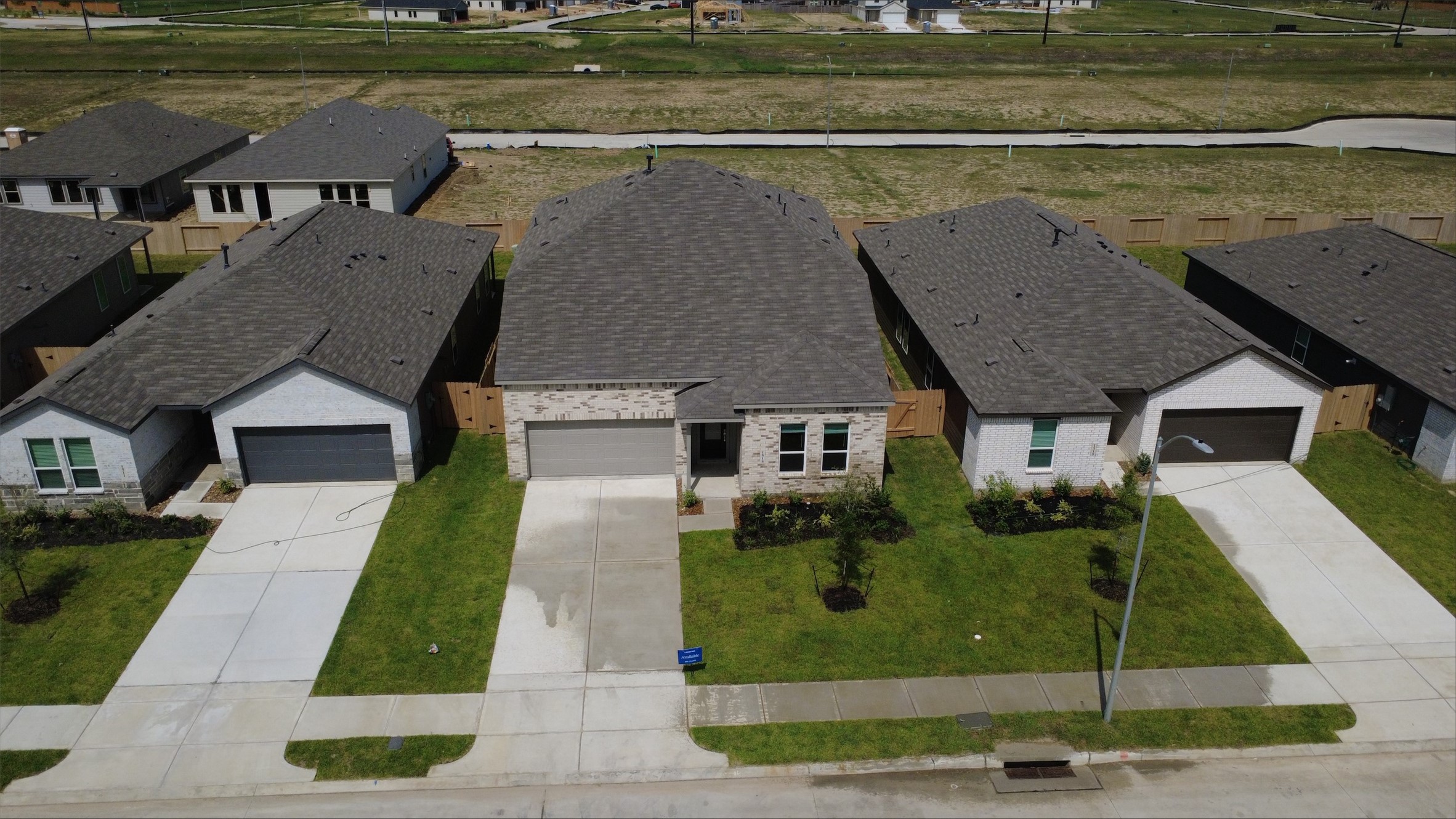 1515 Chimney Springs Drive Property Photo 1